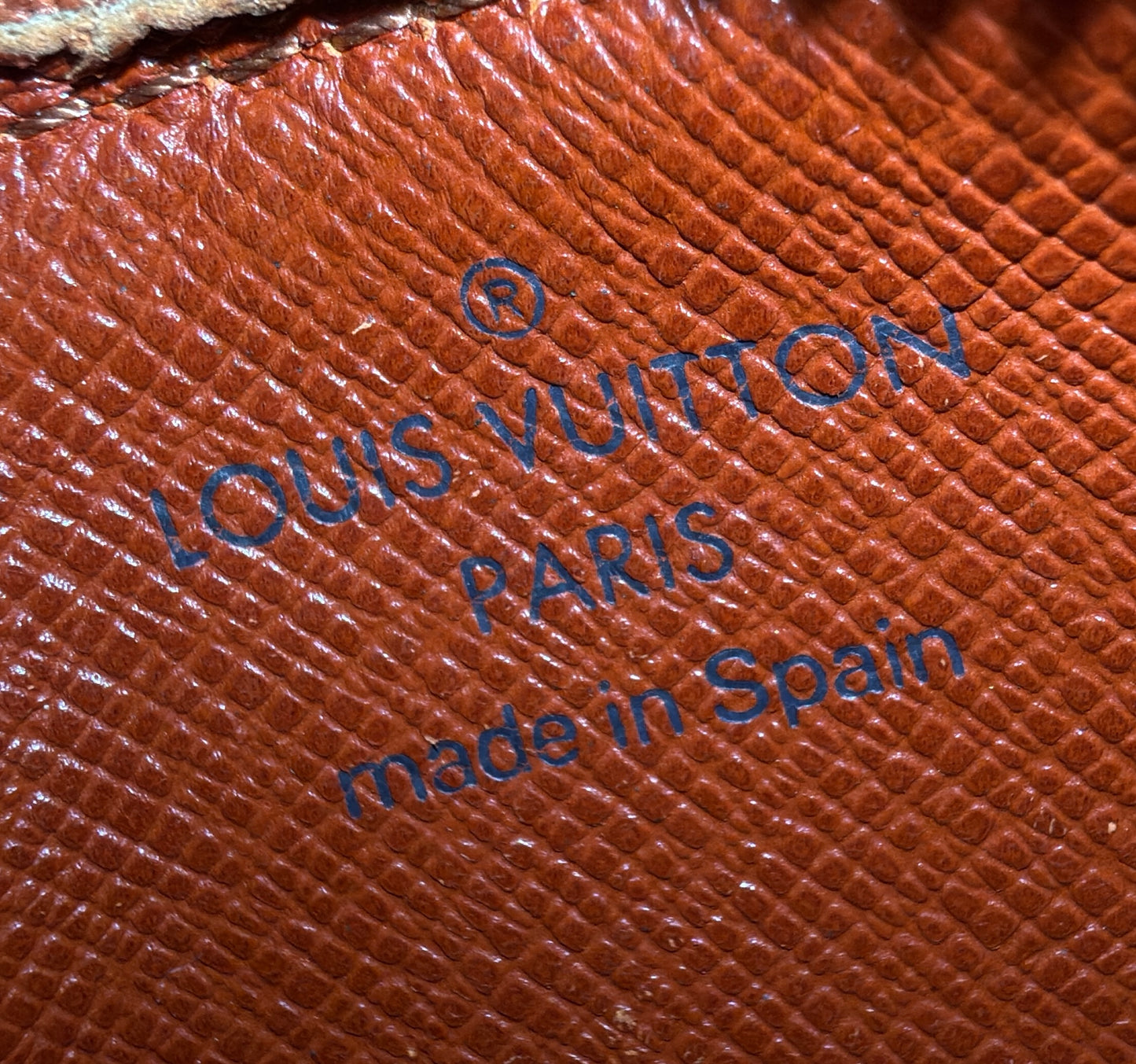 Louis Vuitton Epi Leather Key Cles