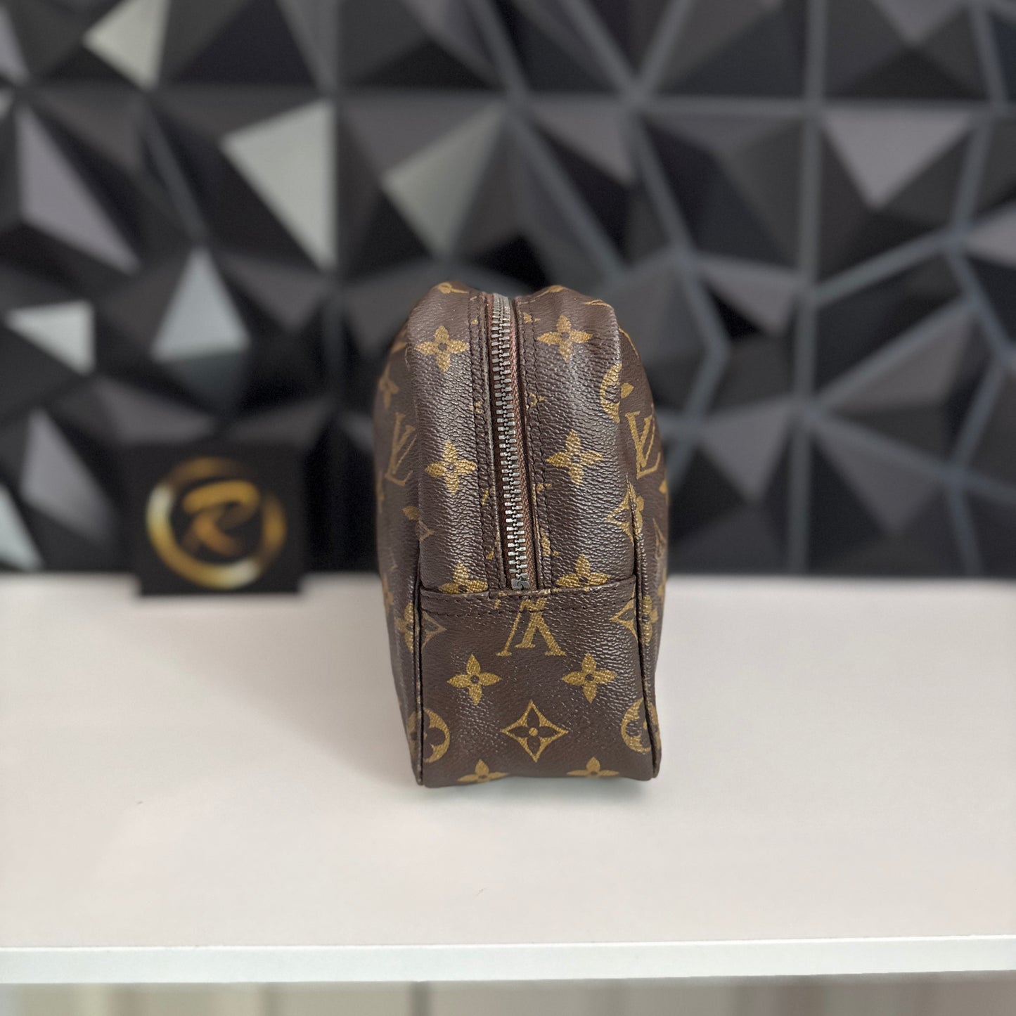 Louis Vuitton Trousse 28
