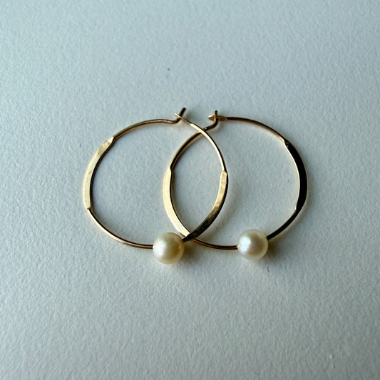 10k Gold Dainty Hoop Earrings with Small Pearl