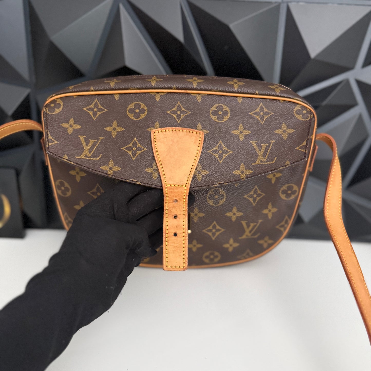Louis Vuitton Jeune Fille MM