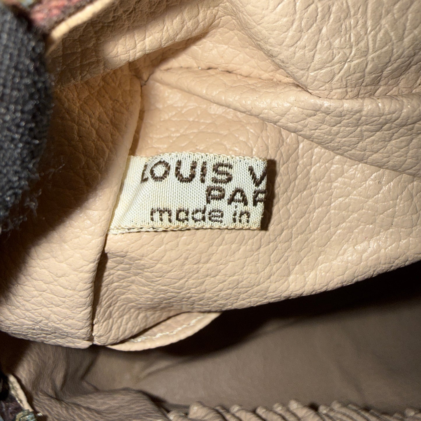 Louis Vuitton Trousse 28