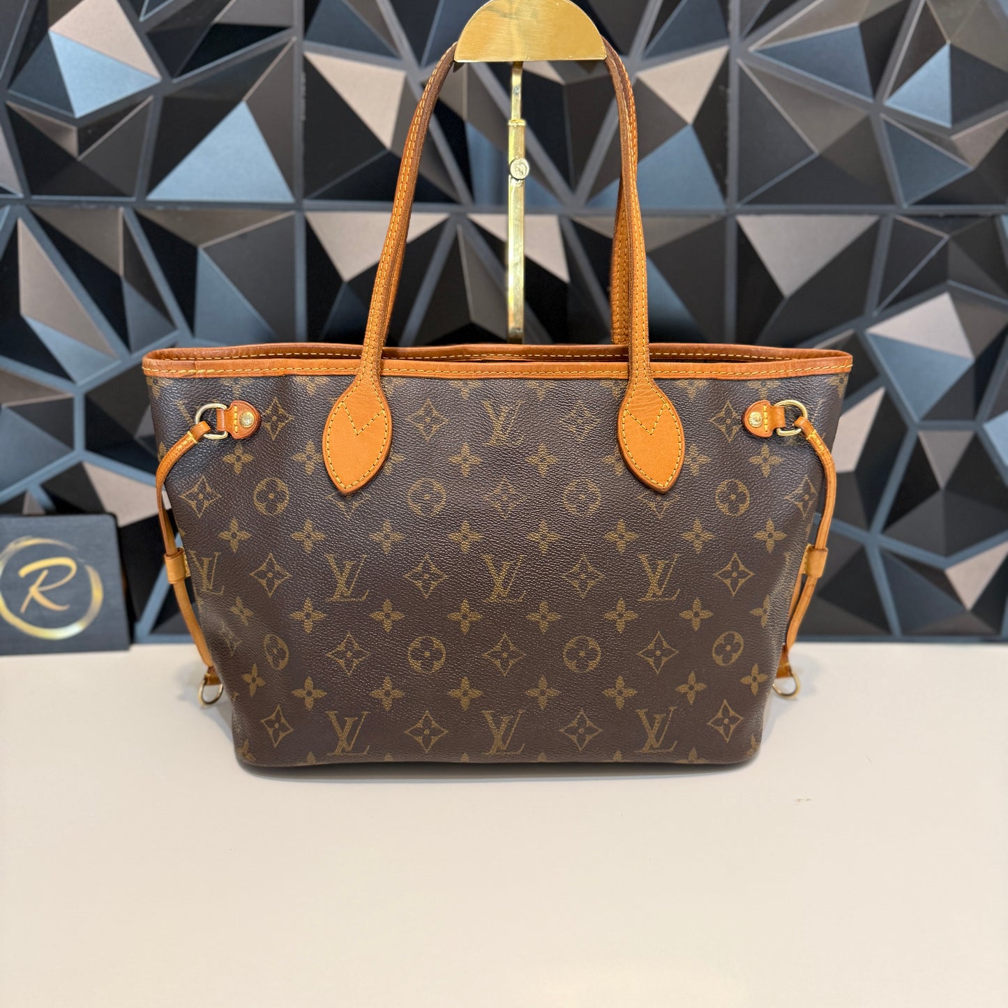 Louis Vuitton Neverfull PM