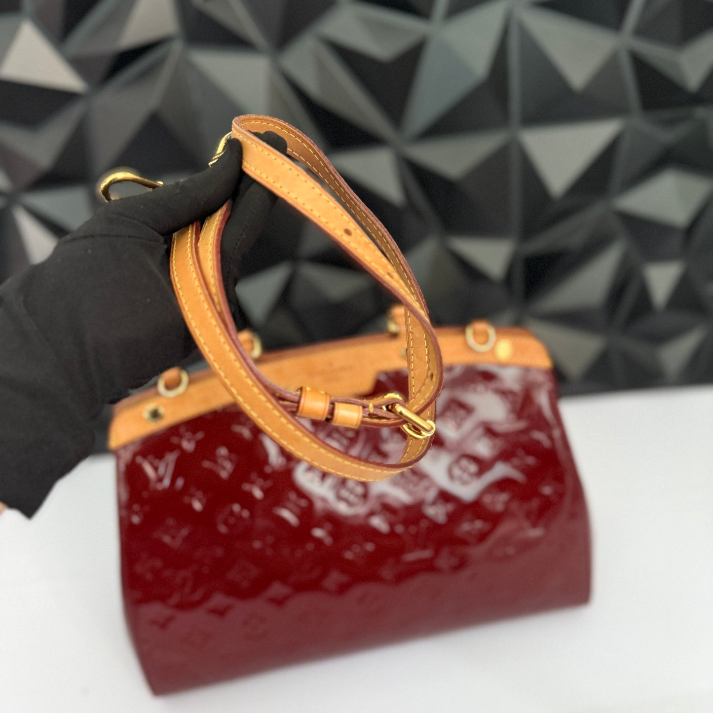 Louis Vuitton Brea MM Vernis Leather