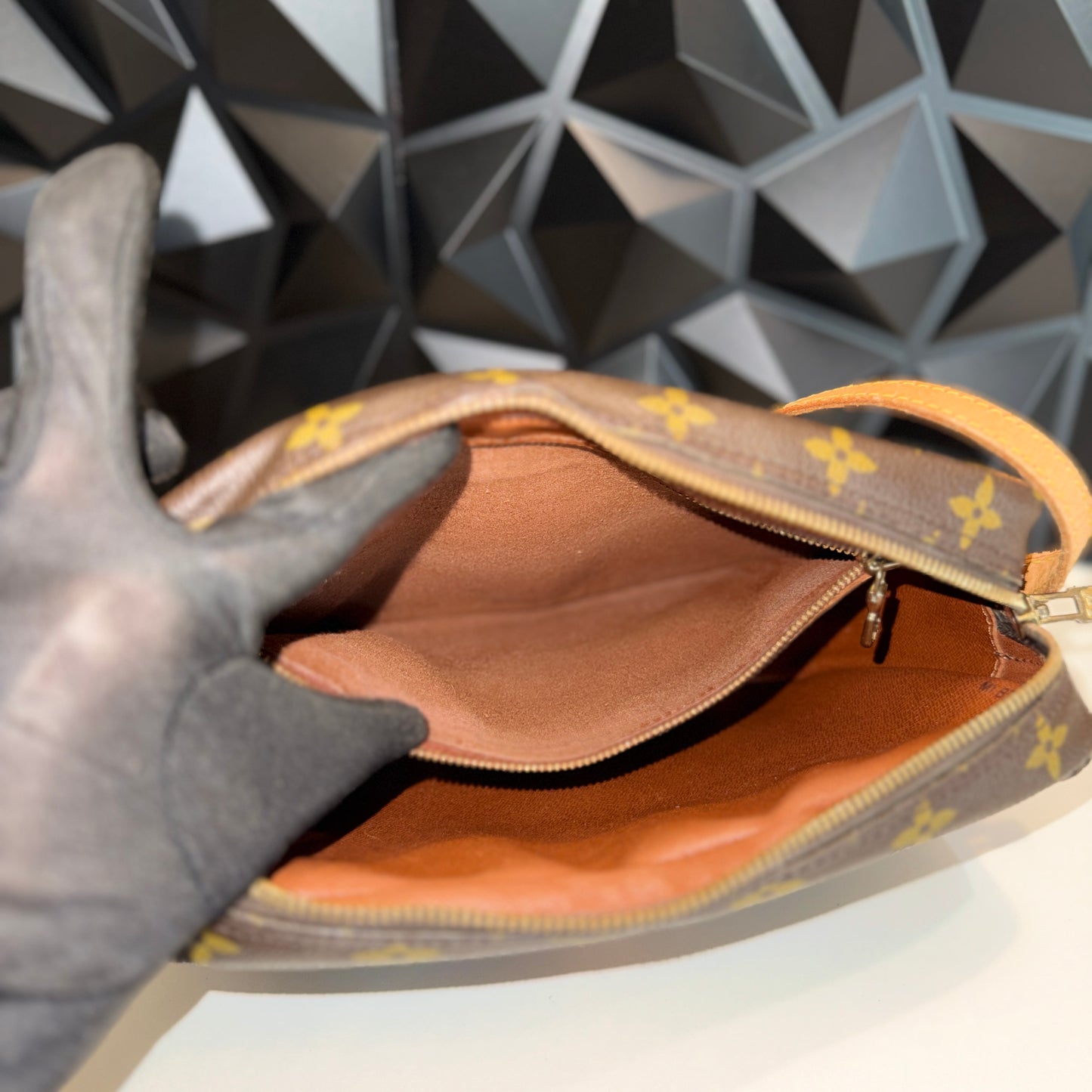 Louis Vuitton Jeune Fille MM MI873