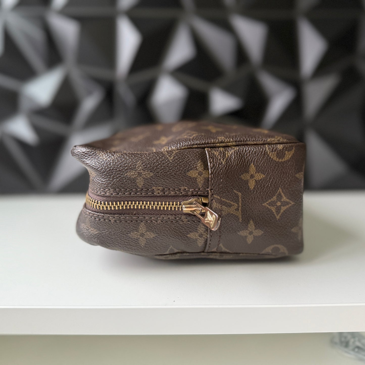 Louis Vuitton Trousse 28