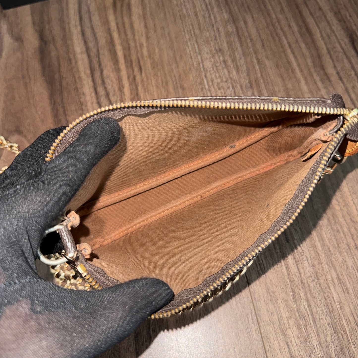 Louis Vuitton Mini Pochette Accessoires