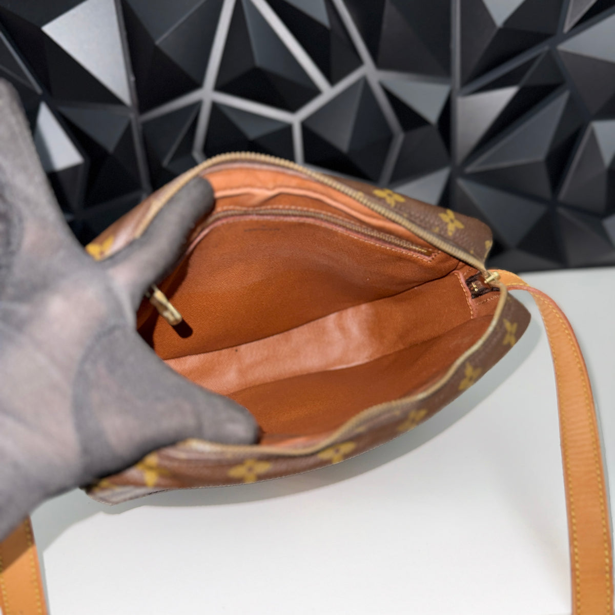 Louis Vuitton Jeune Fille GM