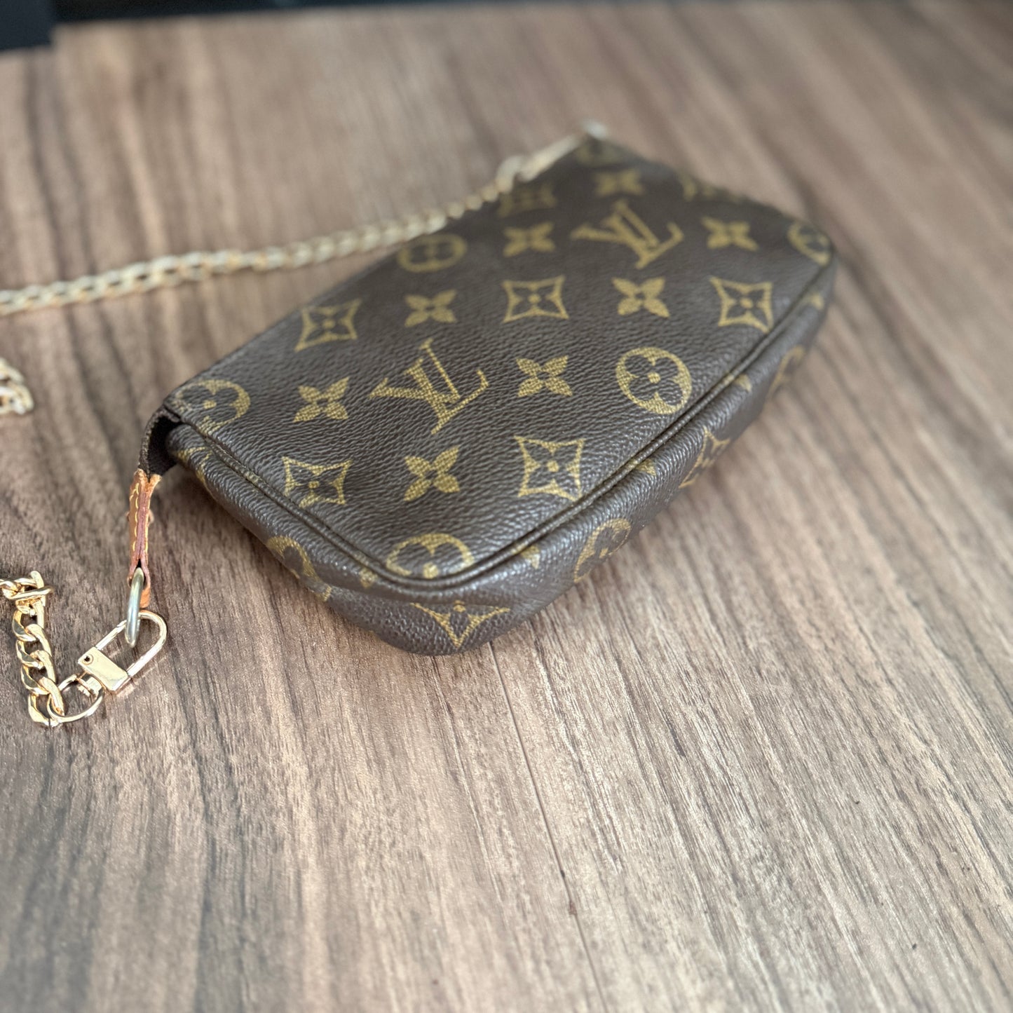 Louis Vuitton Mini Pochette Accessoires