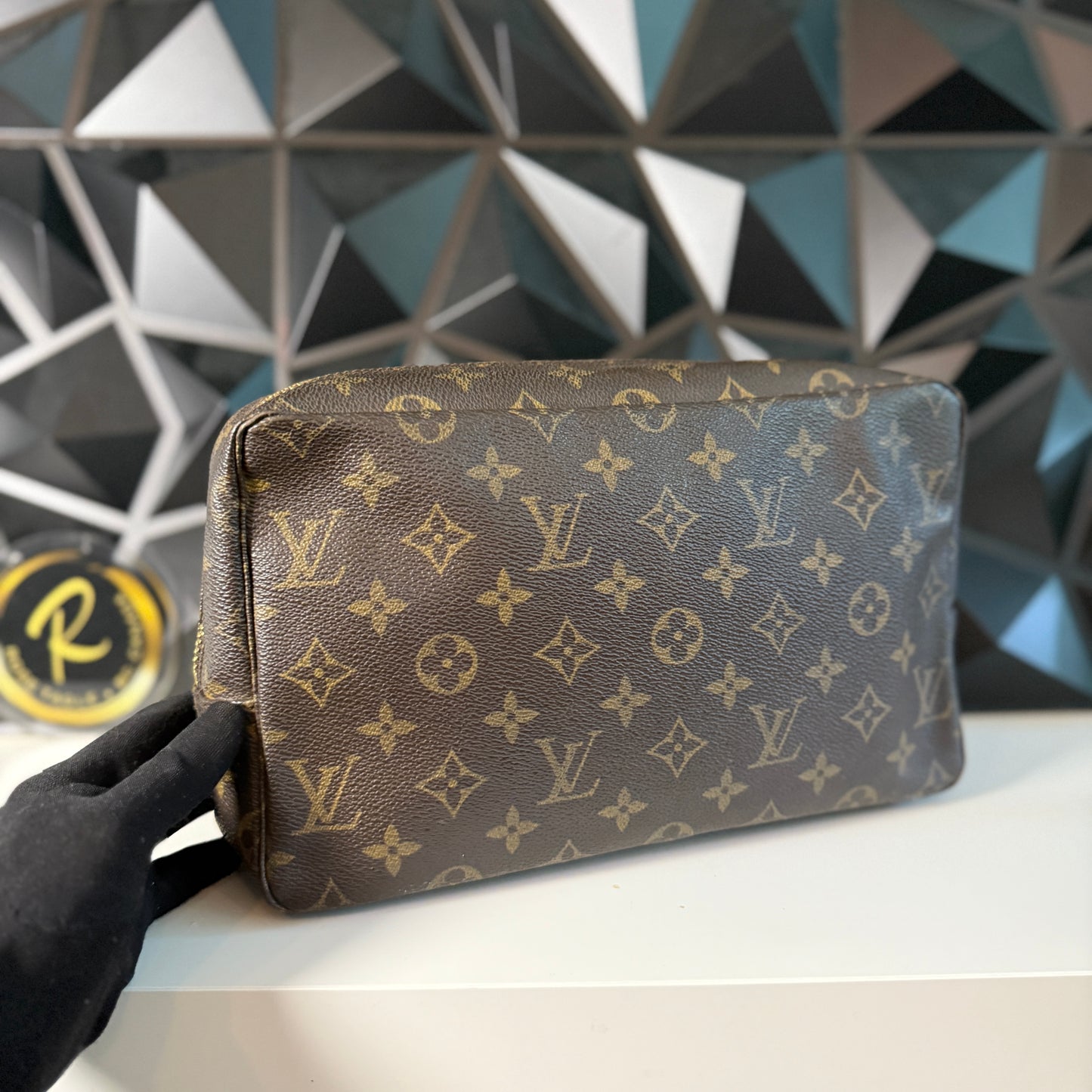 Louis Vuitton Trousse 28