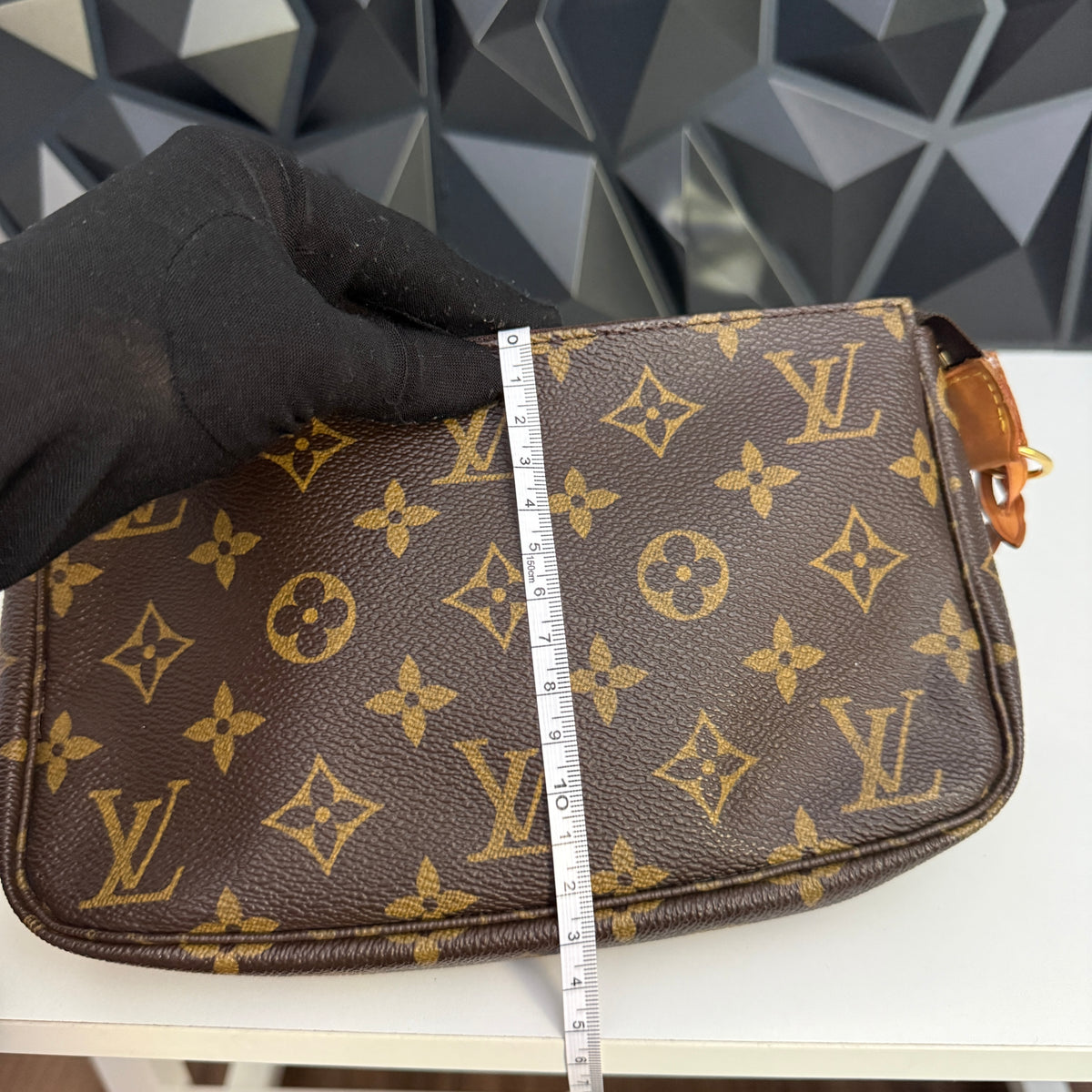 Louis Vuitton Pochette Accessoires