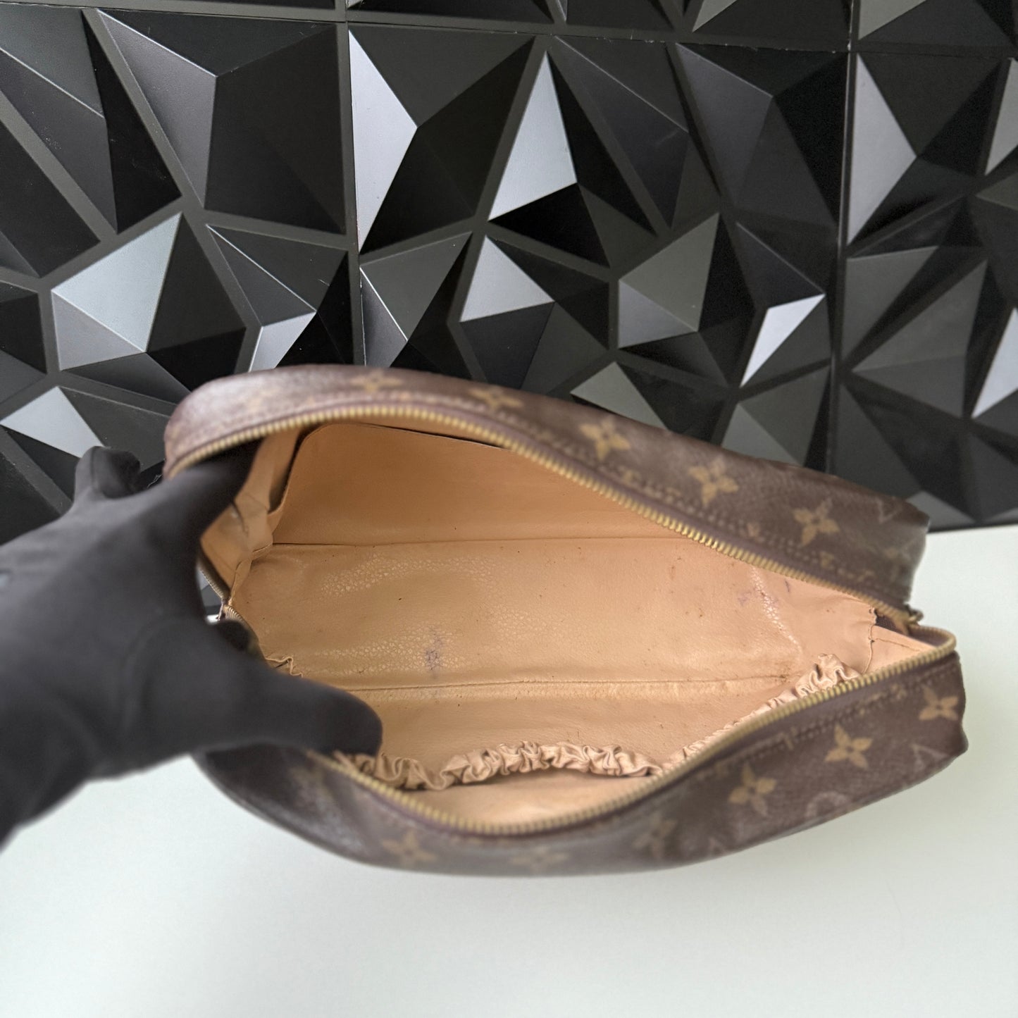 Louis Vuitton Trousse 28