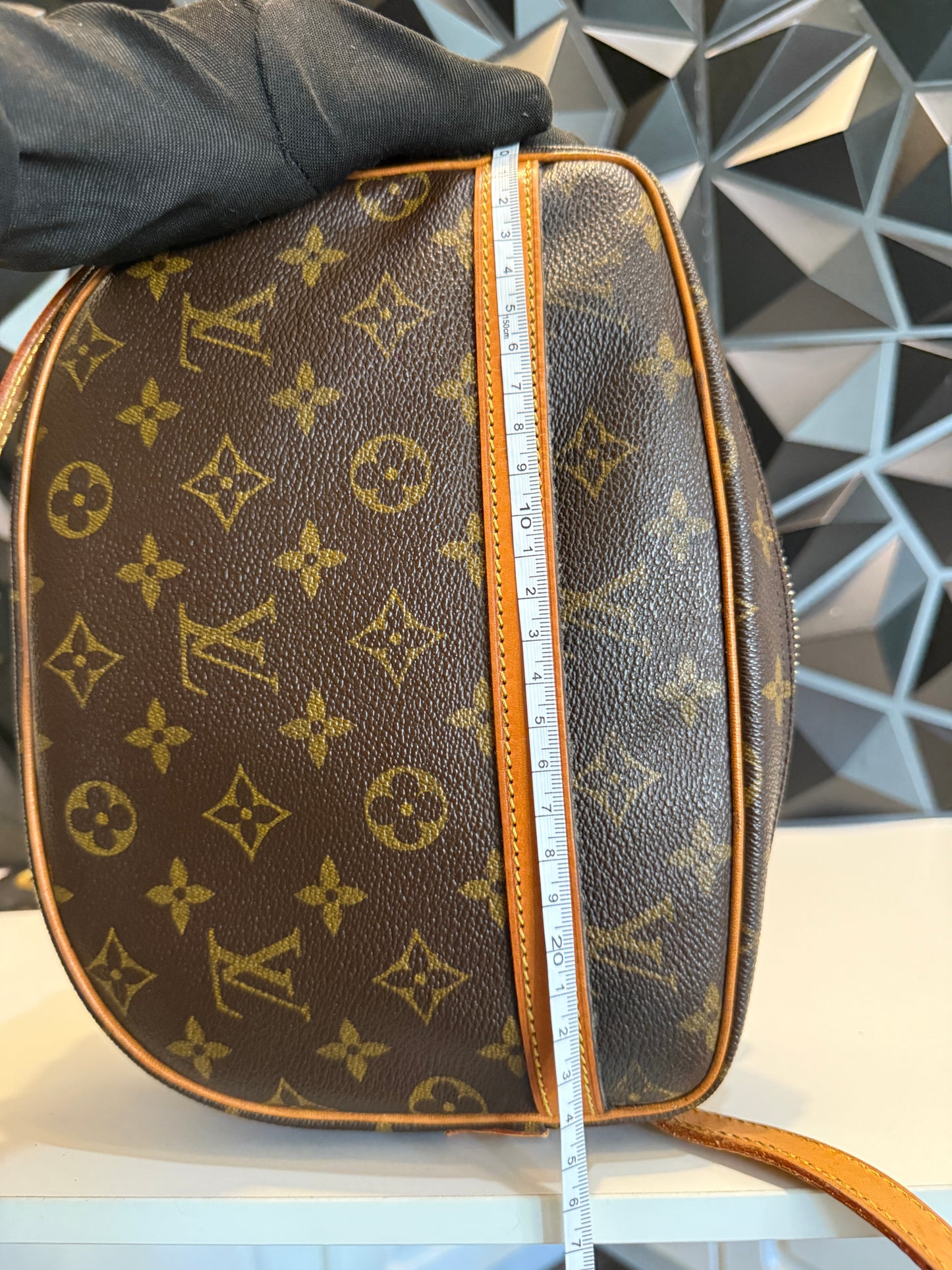 Louis Vuitton Jeune Fille MM TH0914