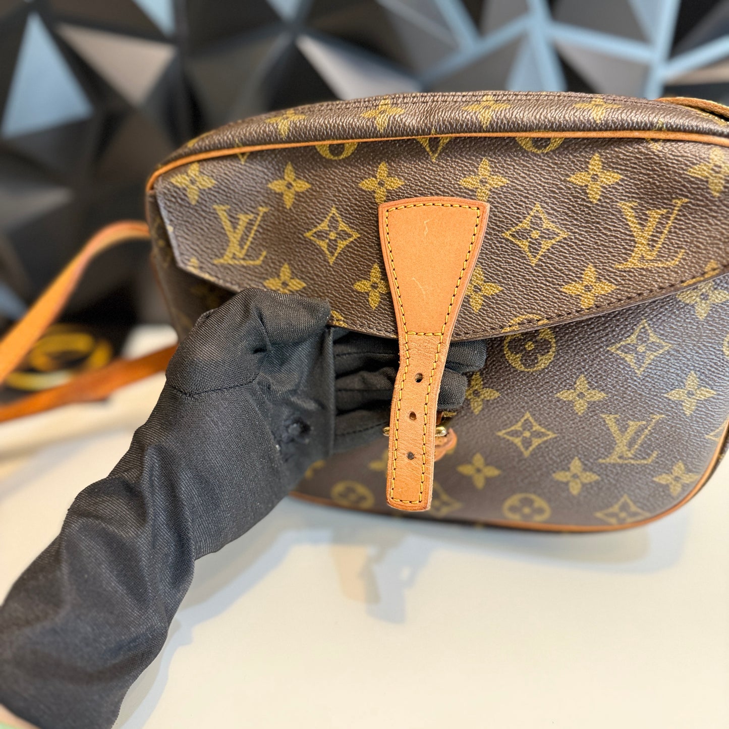 Louis Vuitton Jeune Fille MM MI873