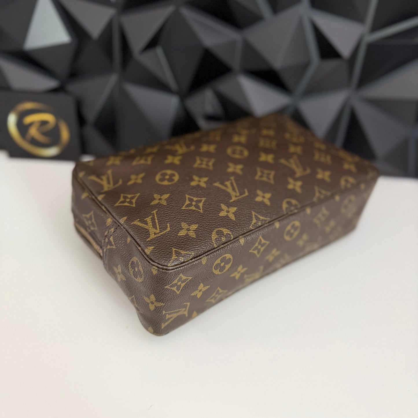 Louis Vuitton Trousse 28