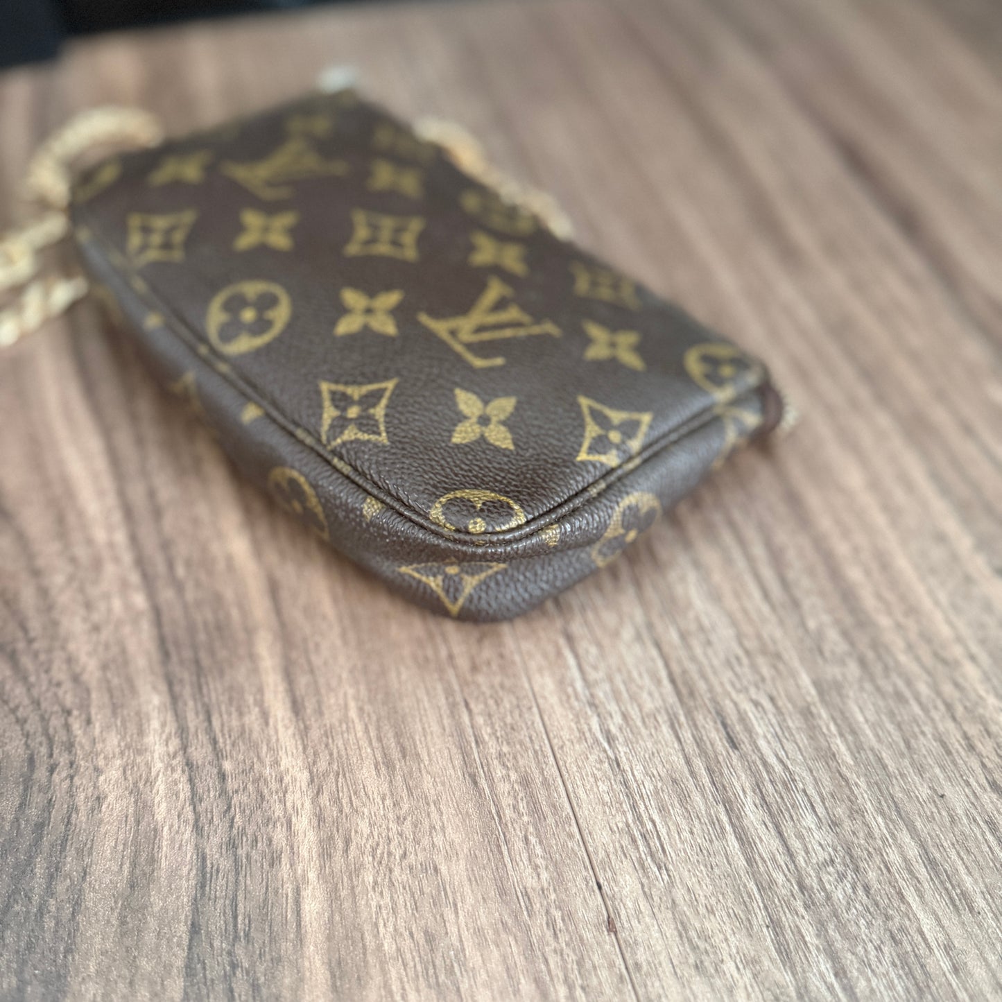 Louis Vuitton Mini Pochette Accessoires