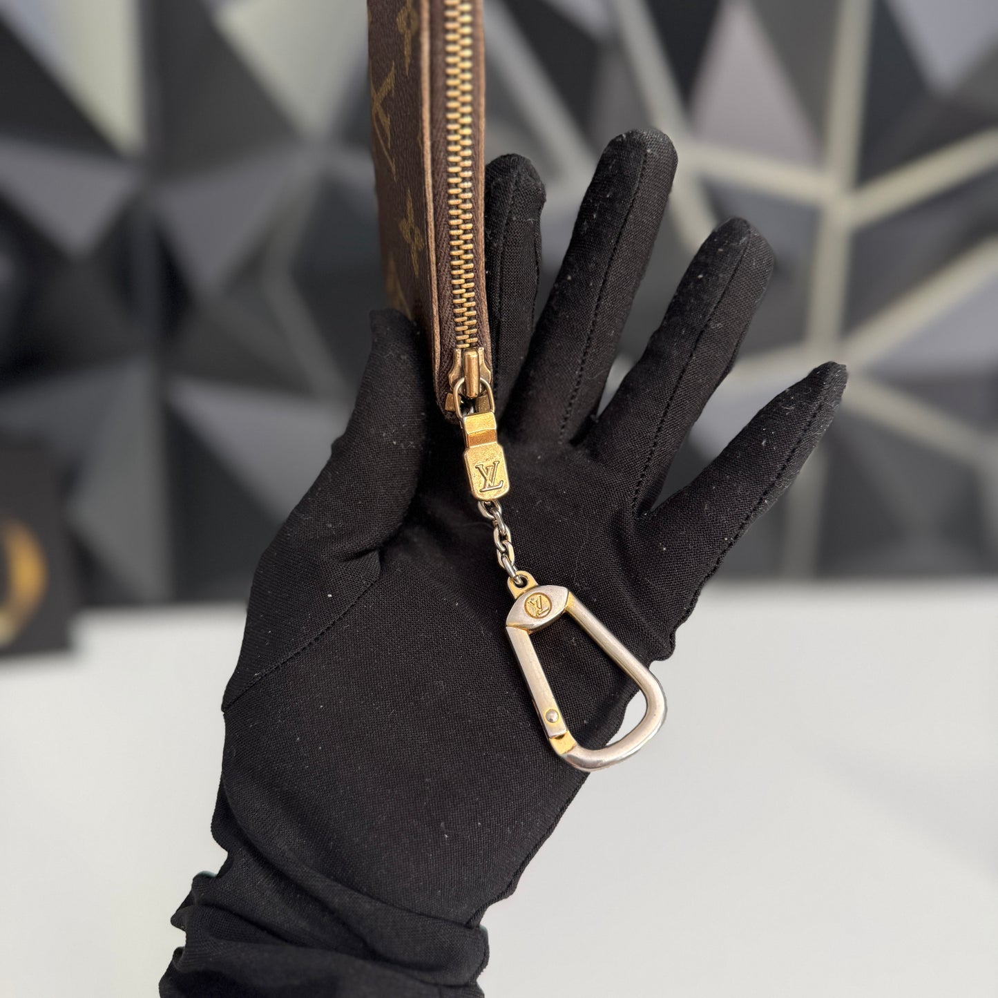Louis Vuitton Monogram Key Cles /Pouch