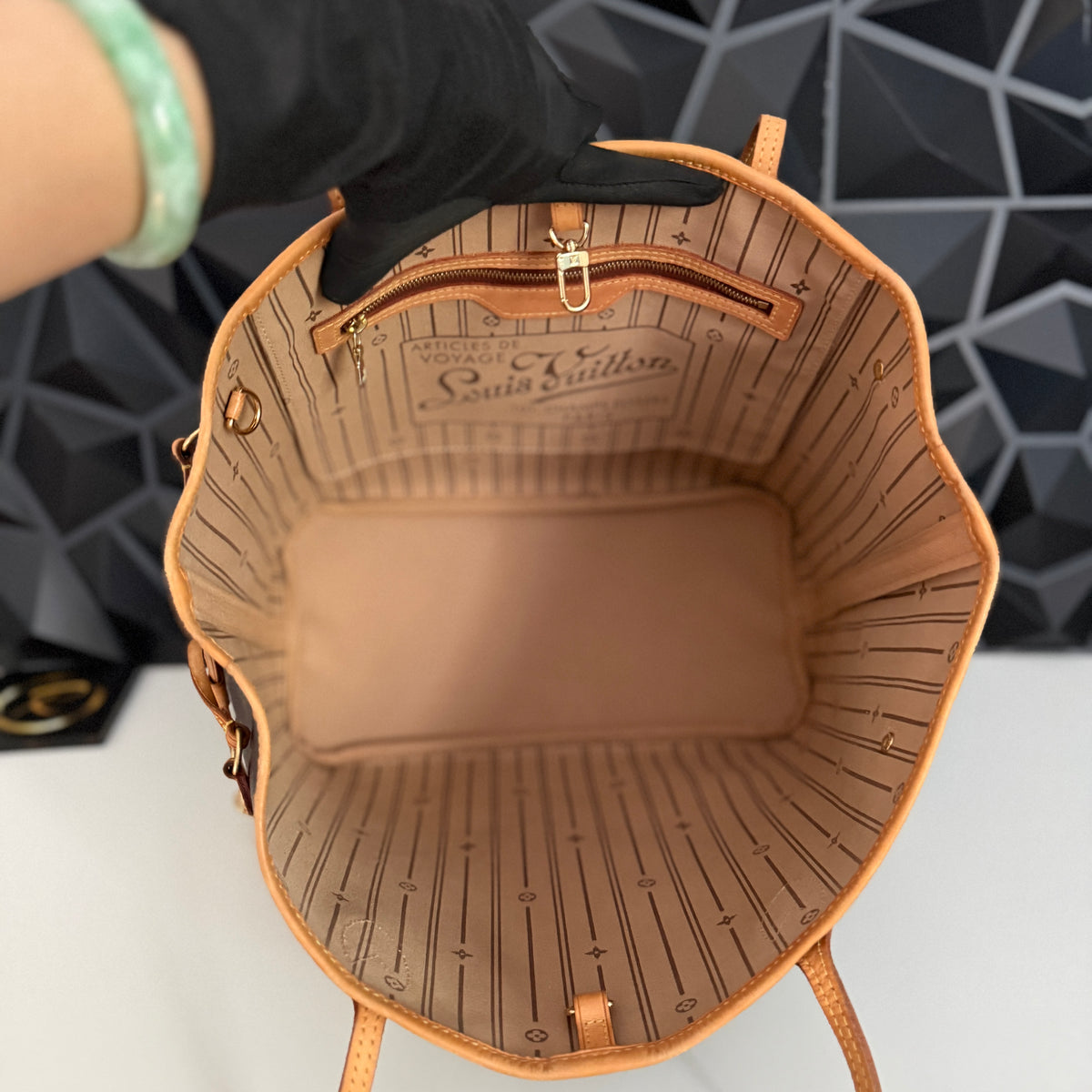 Louis Vuitton Neverfull MM