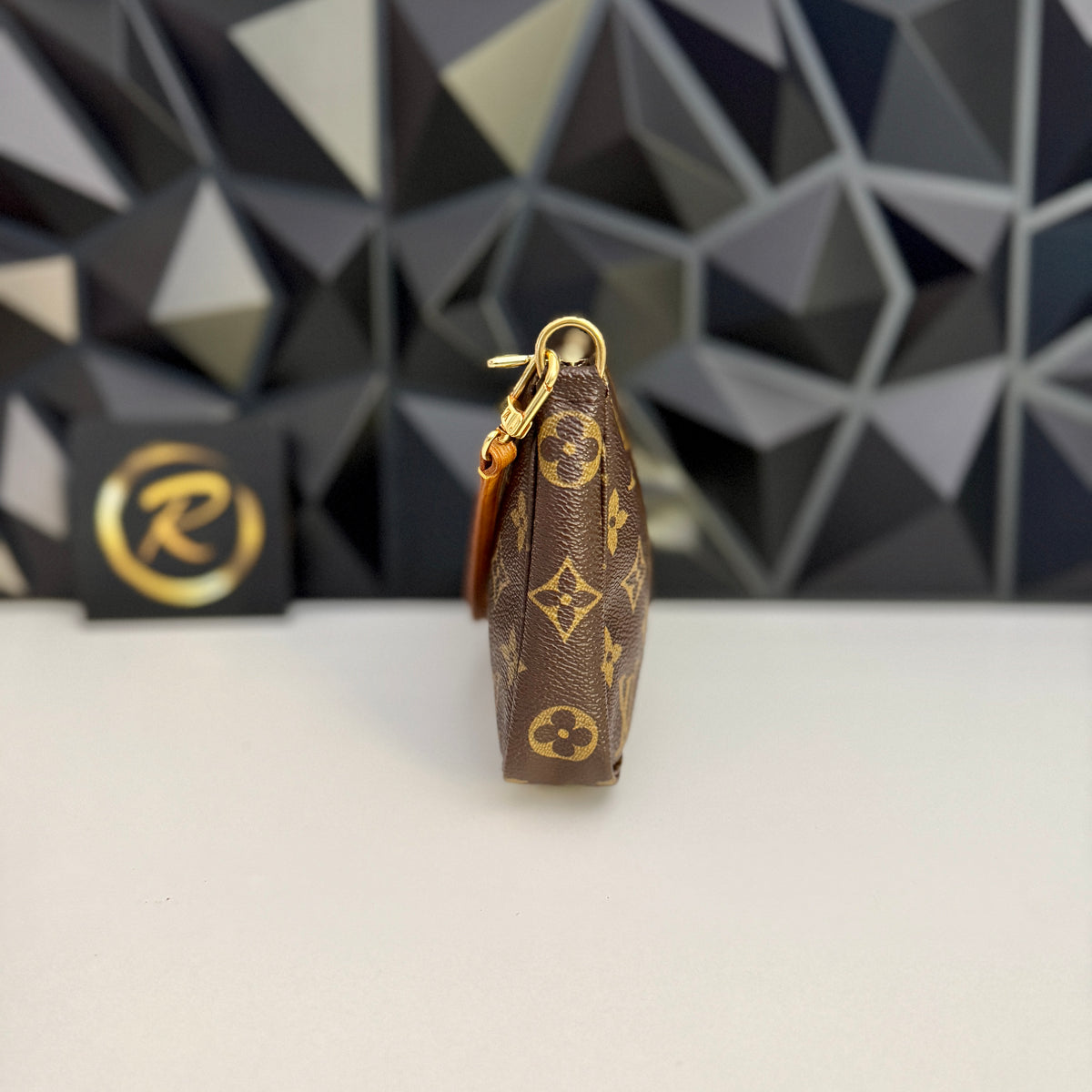 Louis Vuitton Pochette Accessoires