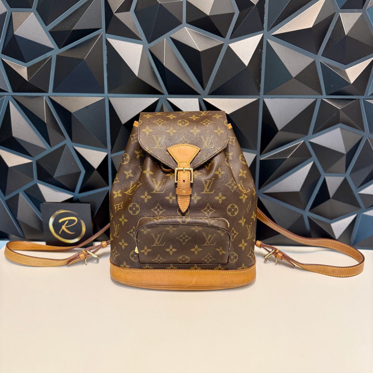 Louis Vuitton Montsouris PM