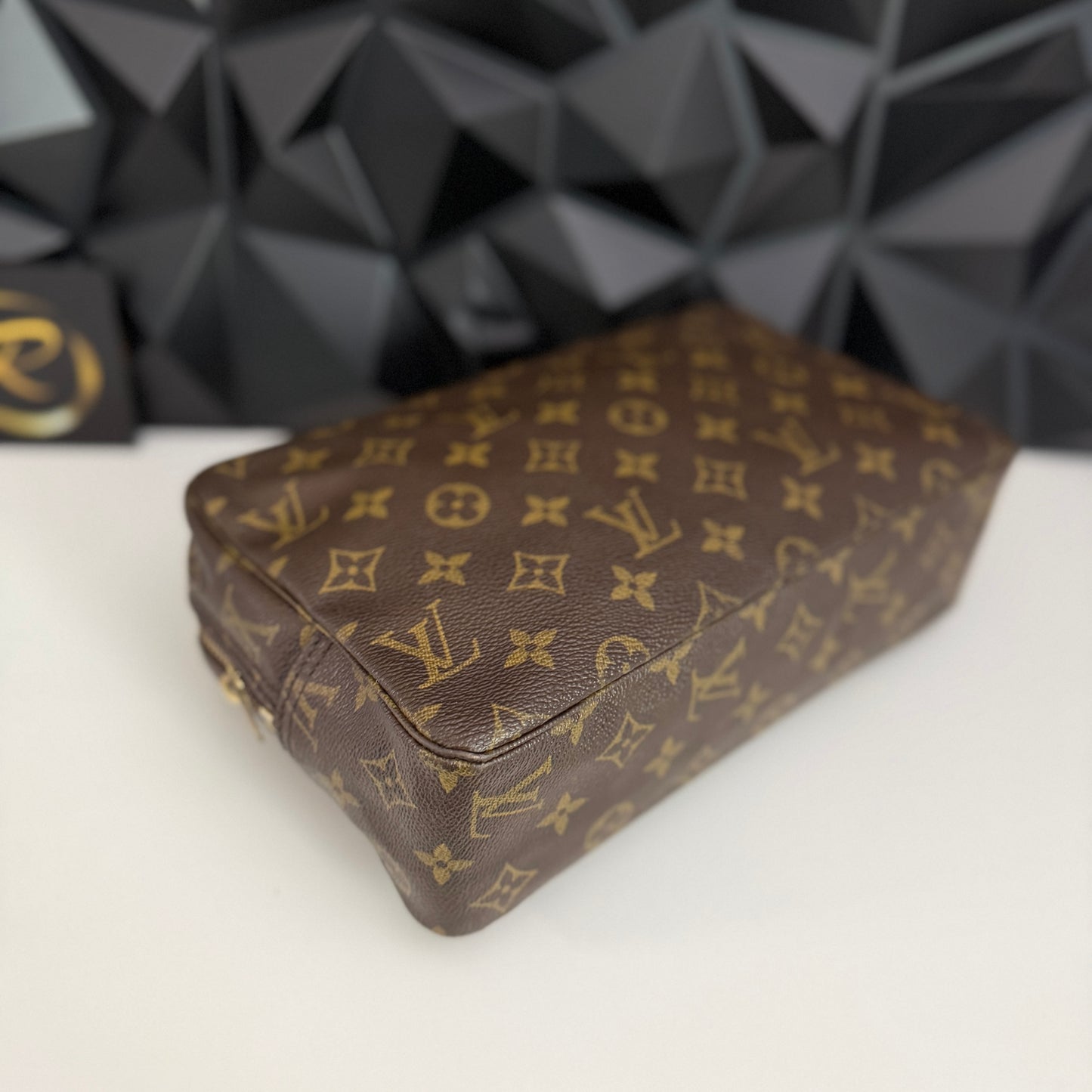 Louis Vuitton Trousse 28