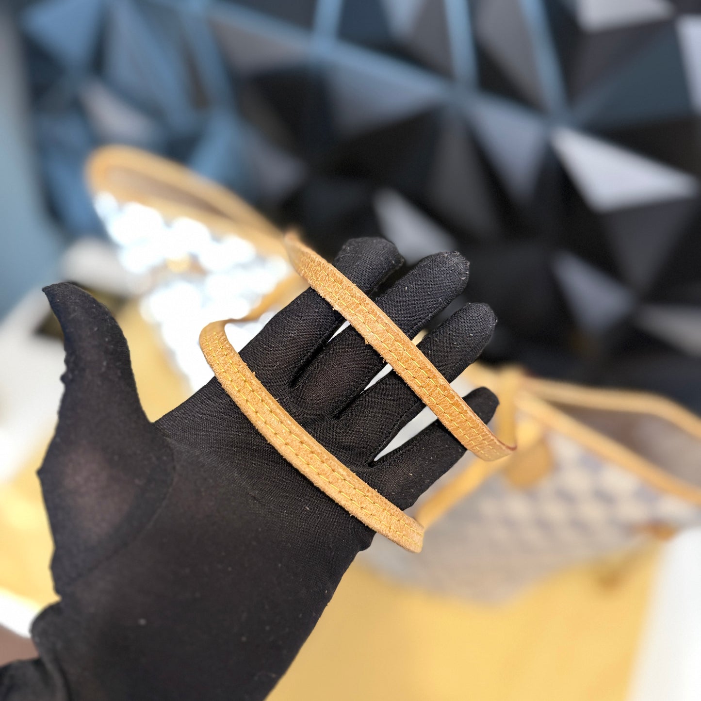 Louis Vuitton Neverfull MM Damier Azur