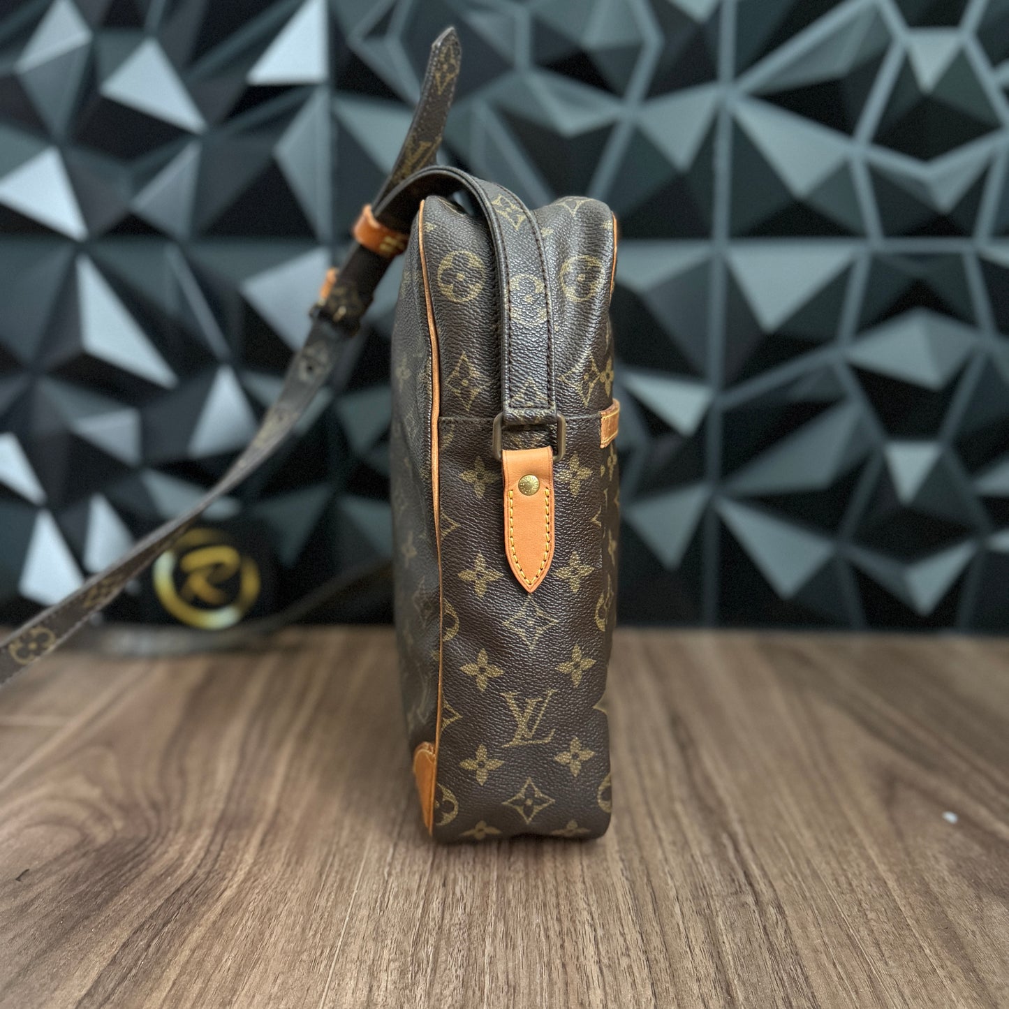 Louis Vuitton Danube GM
