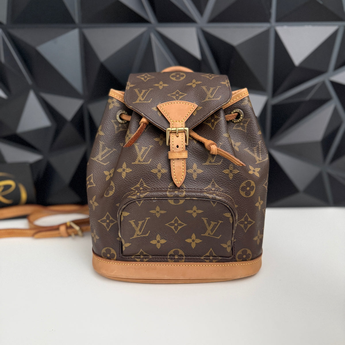 Louis Vuitton Montsouris Mini