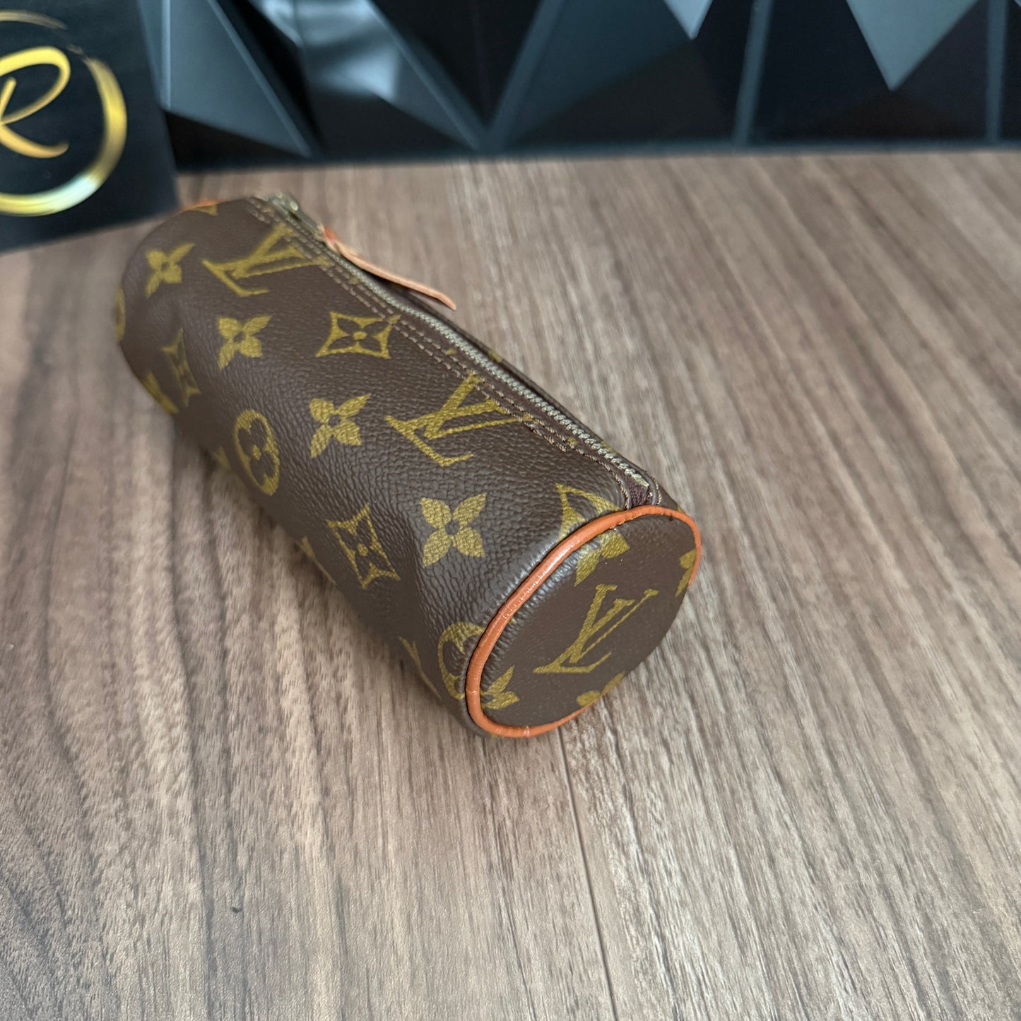 Louis Vuitton Trousse Ronde