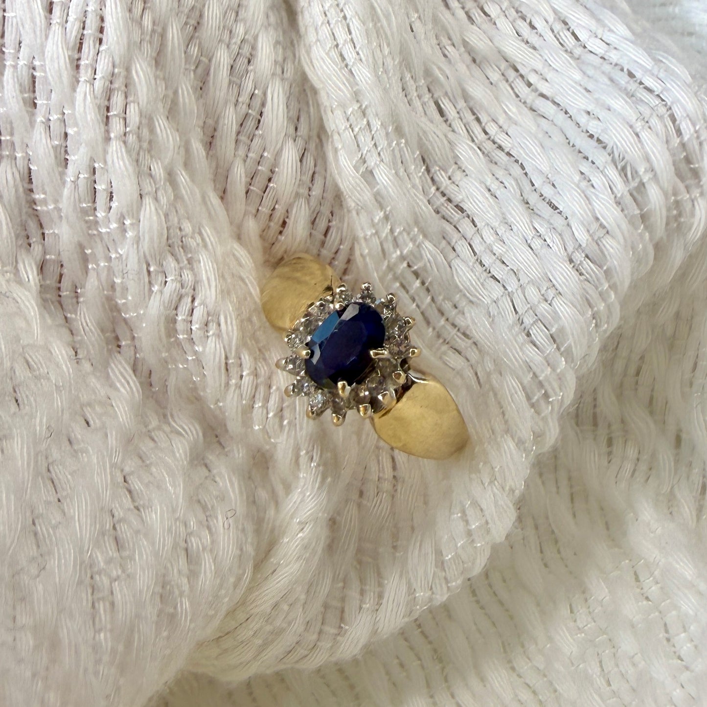 10k Sapphire & Diamond Ring