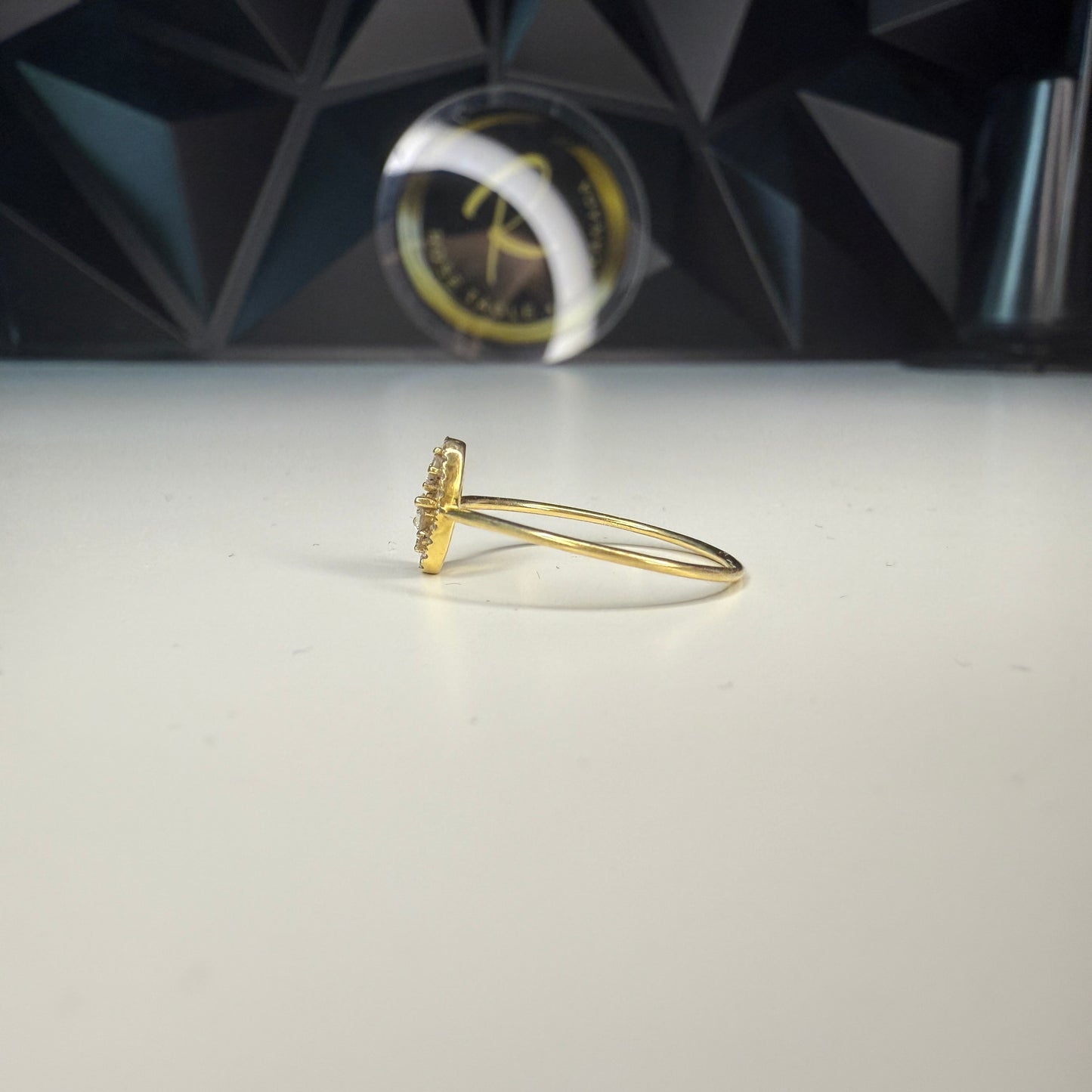 Original Aristocrazy Solid 18K Yellow Gold Ring with 0.32 cts Natural Diamonds