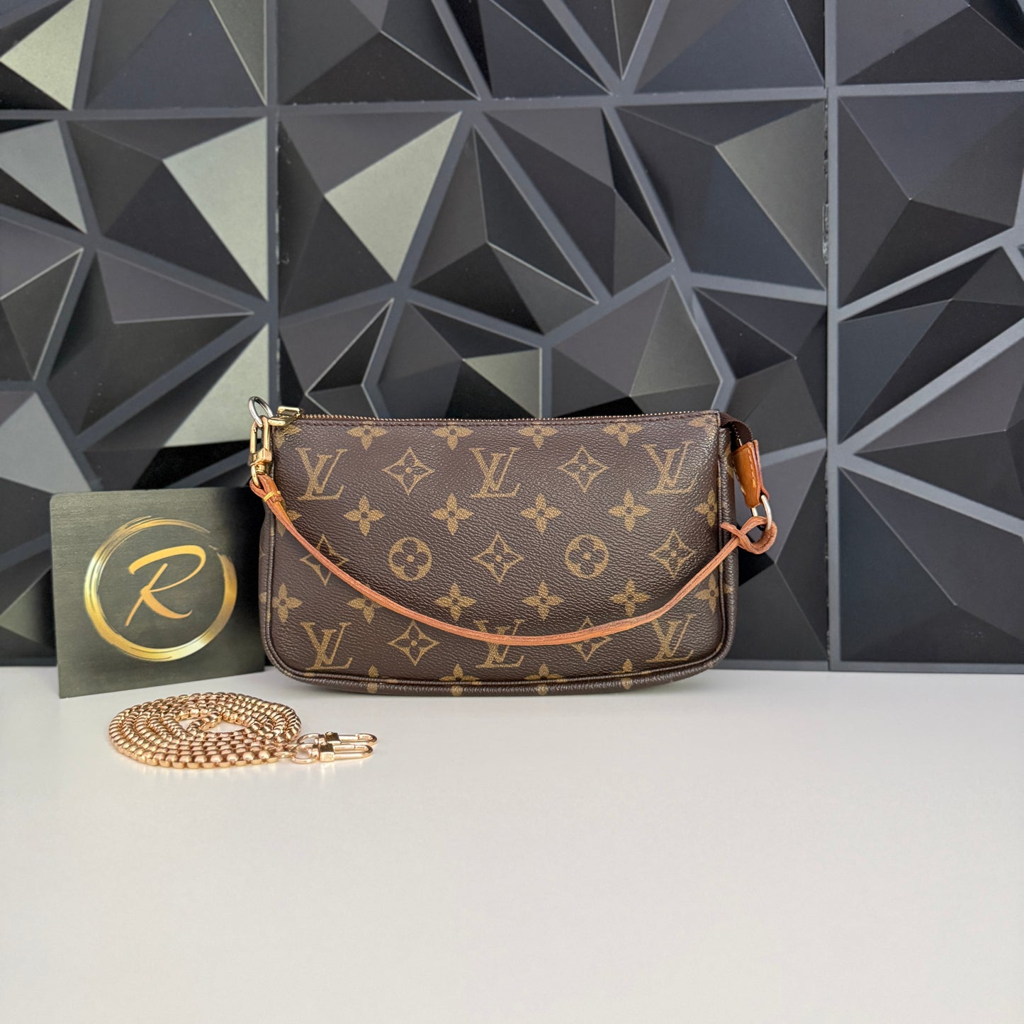Louis Vuitton Pochette Accessoires