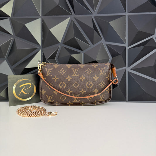 Louis Vuitton Pochette Accessoires
