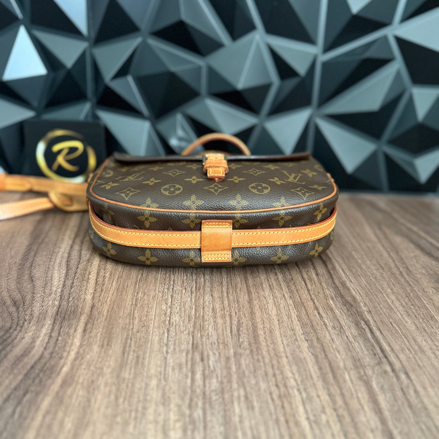 Louis Vuitton Jeune Fille MM