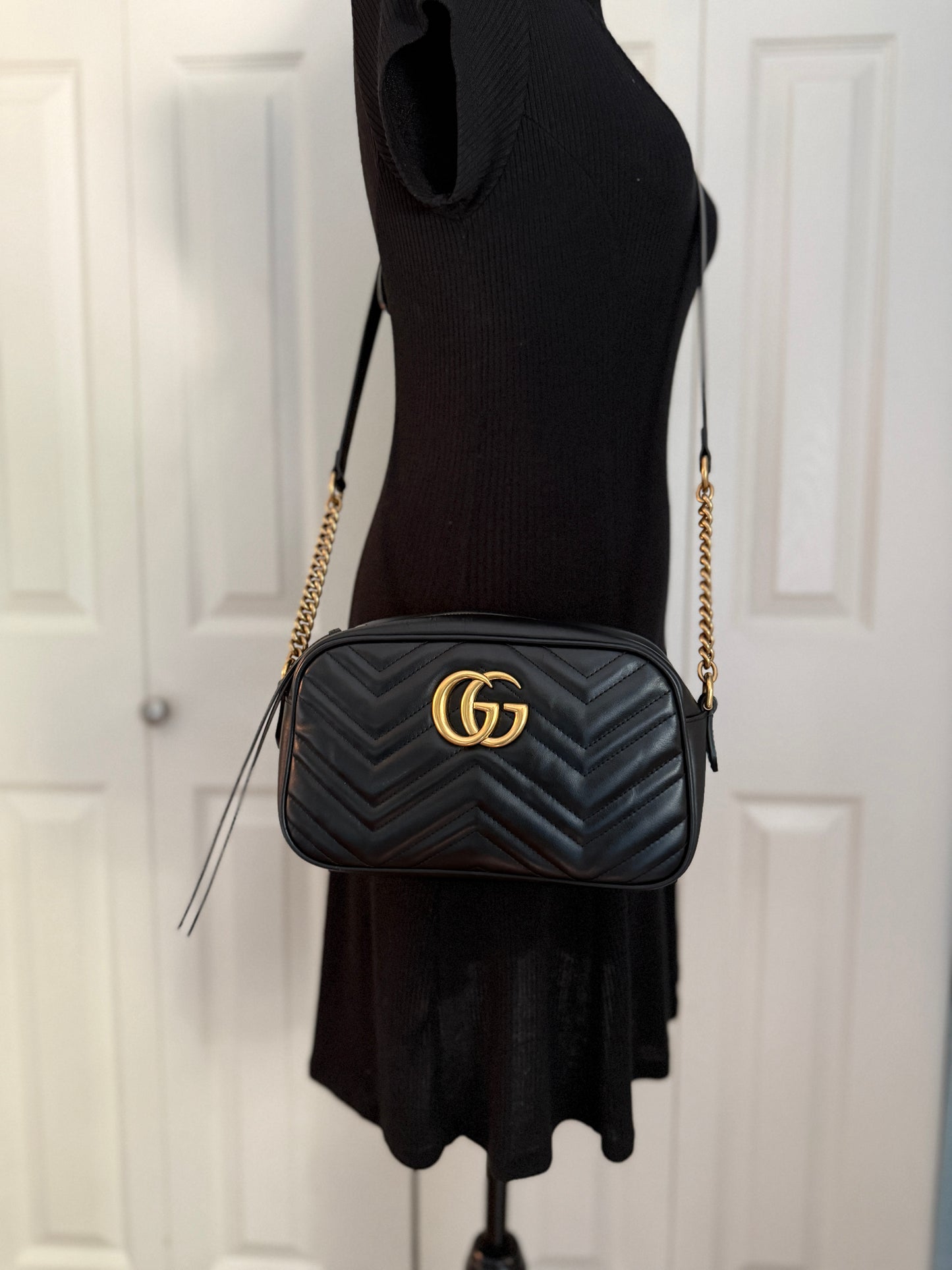 Gucci GG Marmont Camera Bag, Small