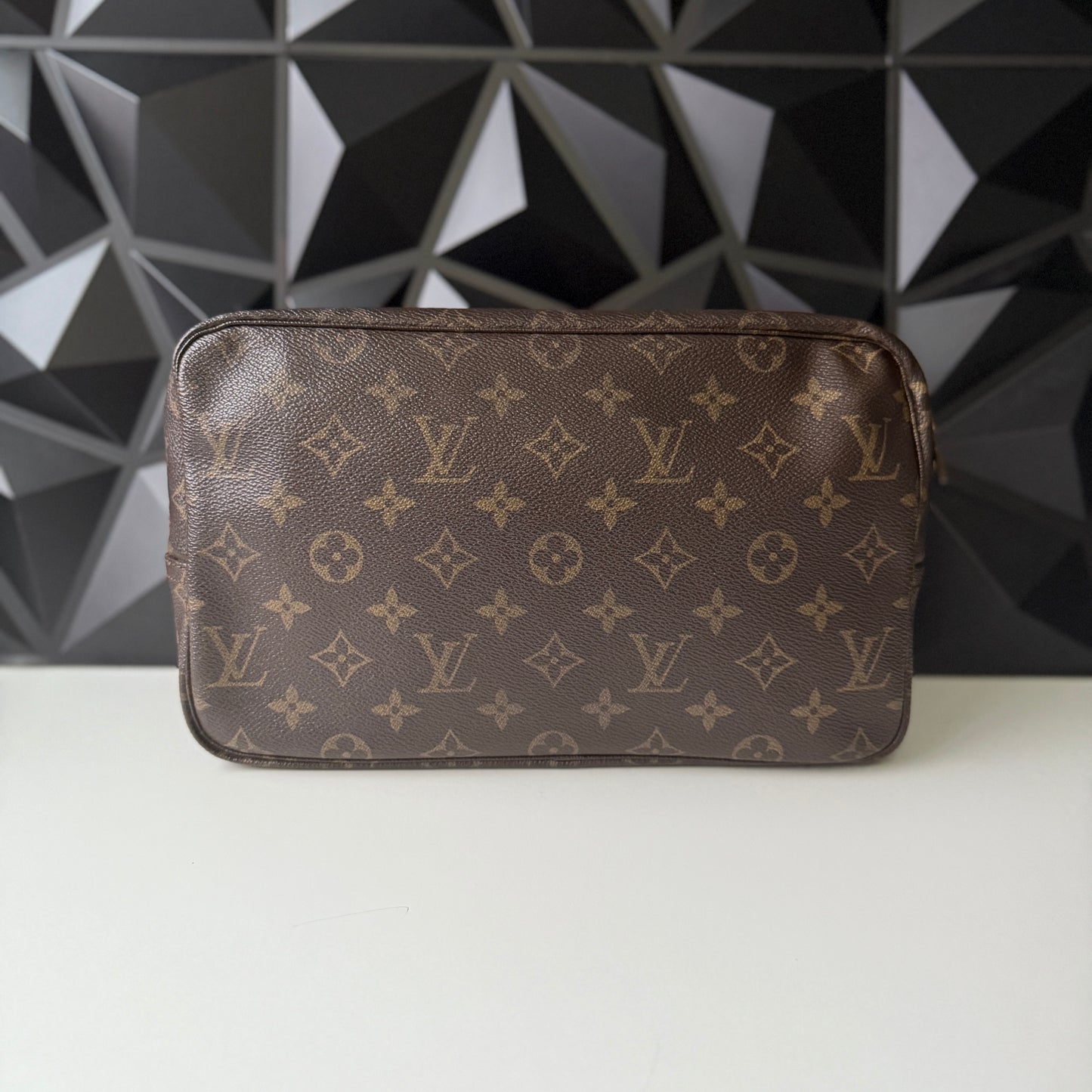 Louis Vuitton Trousse 28