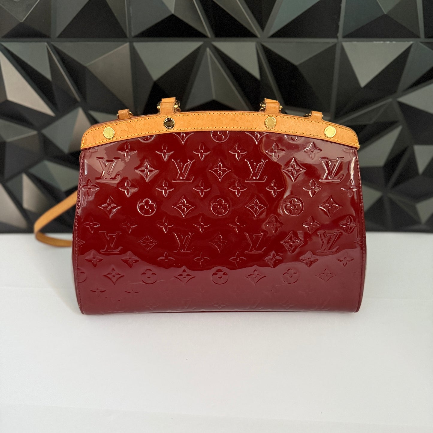 Louis Vuitton Brea MM Vernis Leather