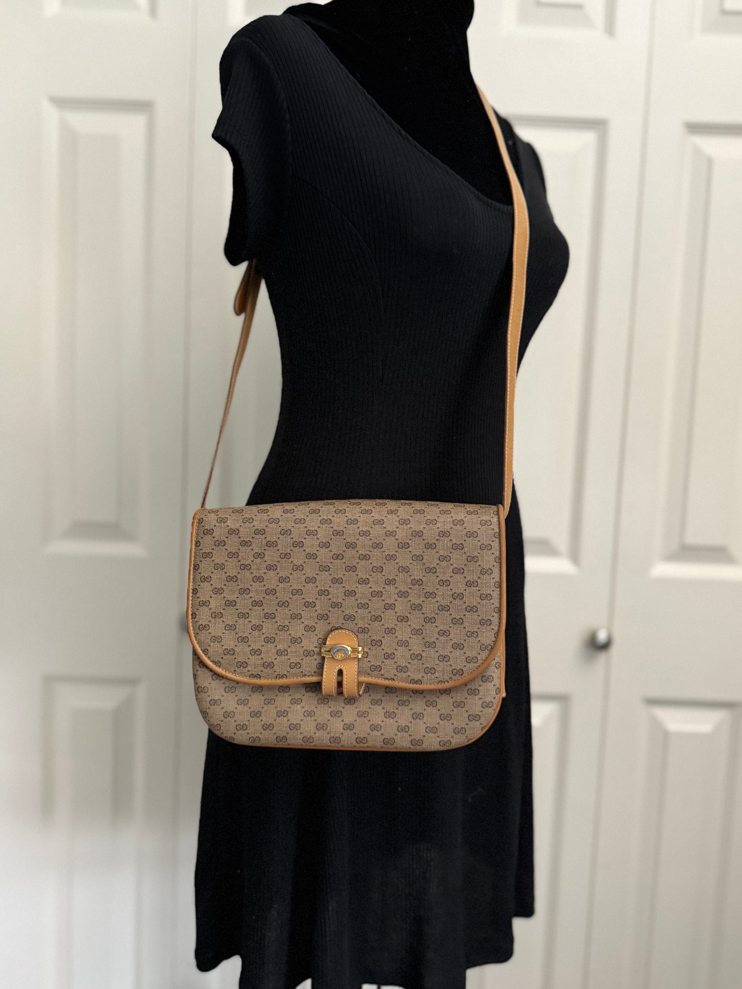 Gucci Vintage Shoulder Bag