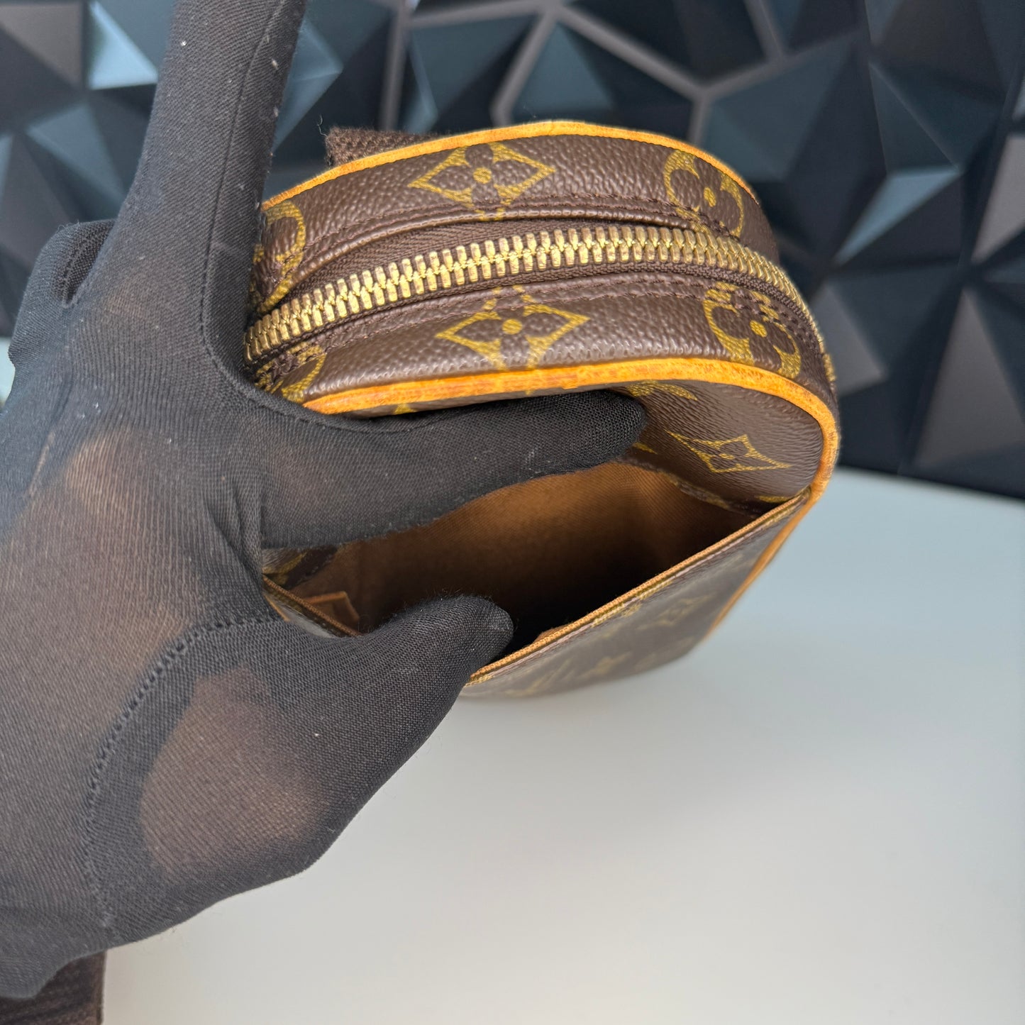 Louis Vuitton Gange Bumbag / Beltbag
