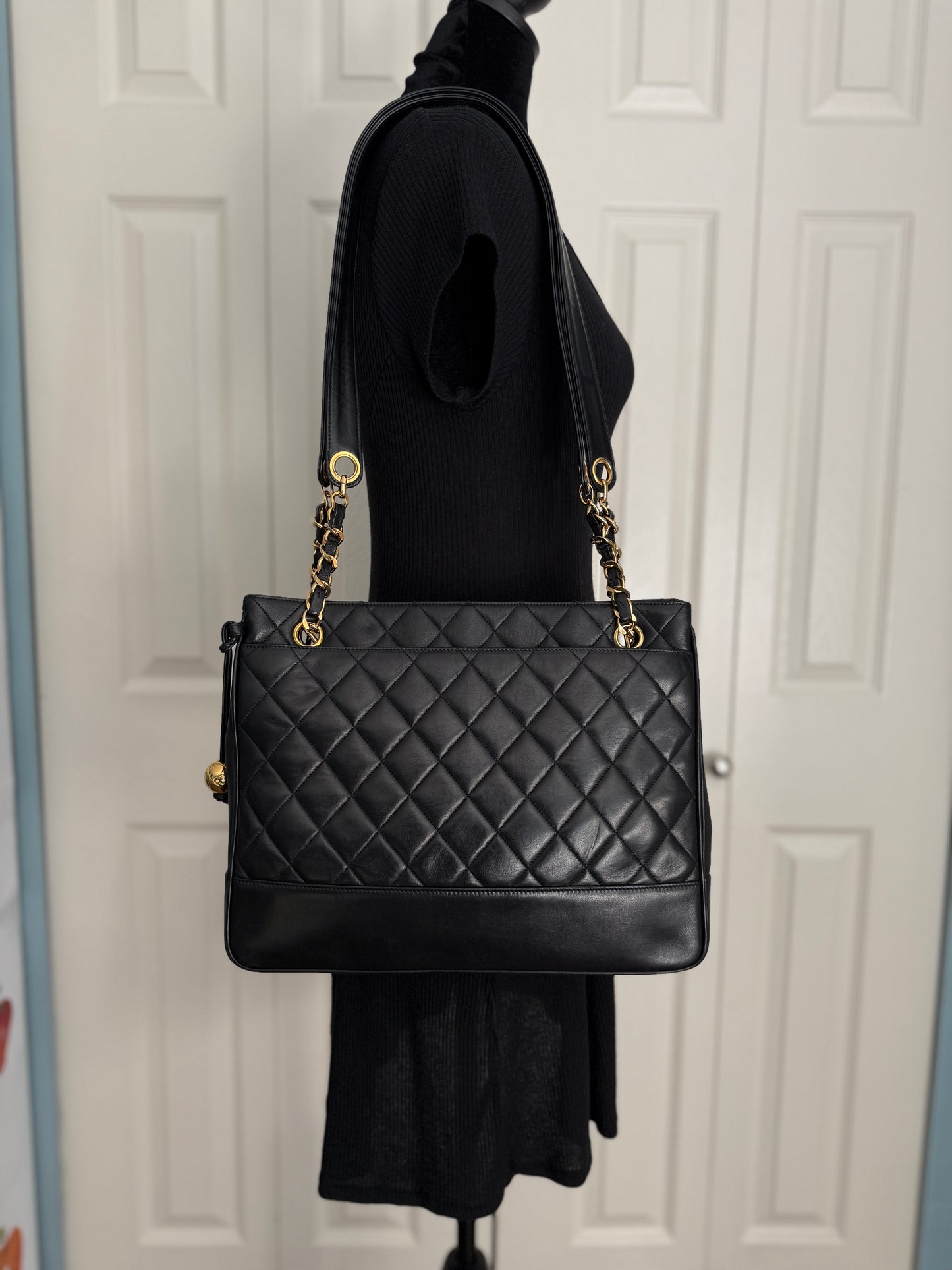 Chanel Lambskin Quilted Shoulder Bag