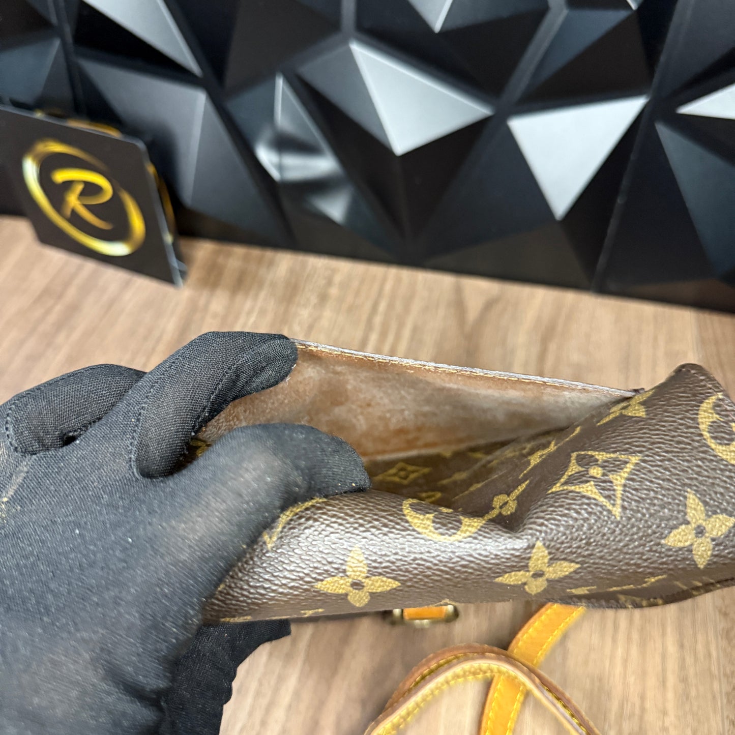 Louis Vuitton Saint Cloud PM