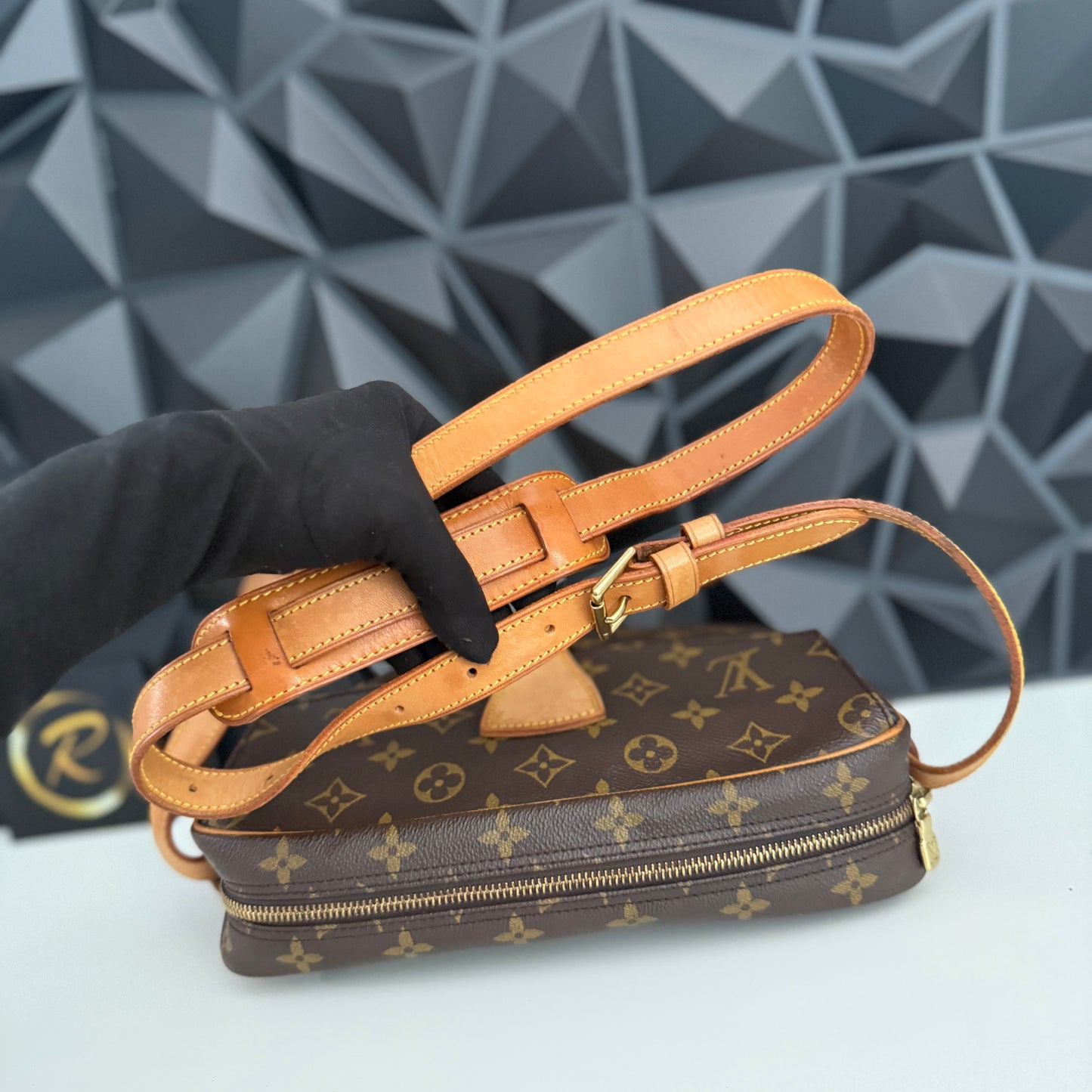 Louis Vuitton Jeune Fille MM