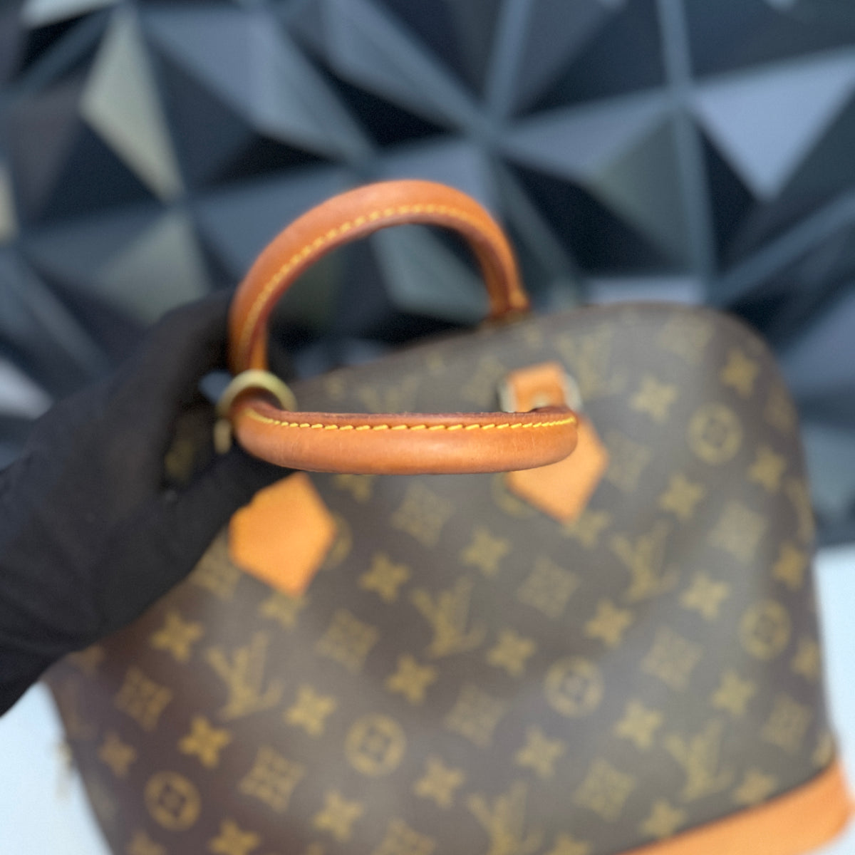 Louis Vuitton Alma PM