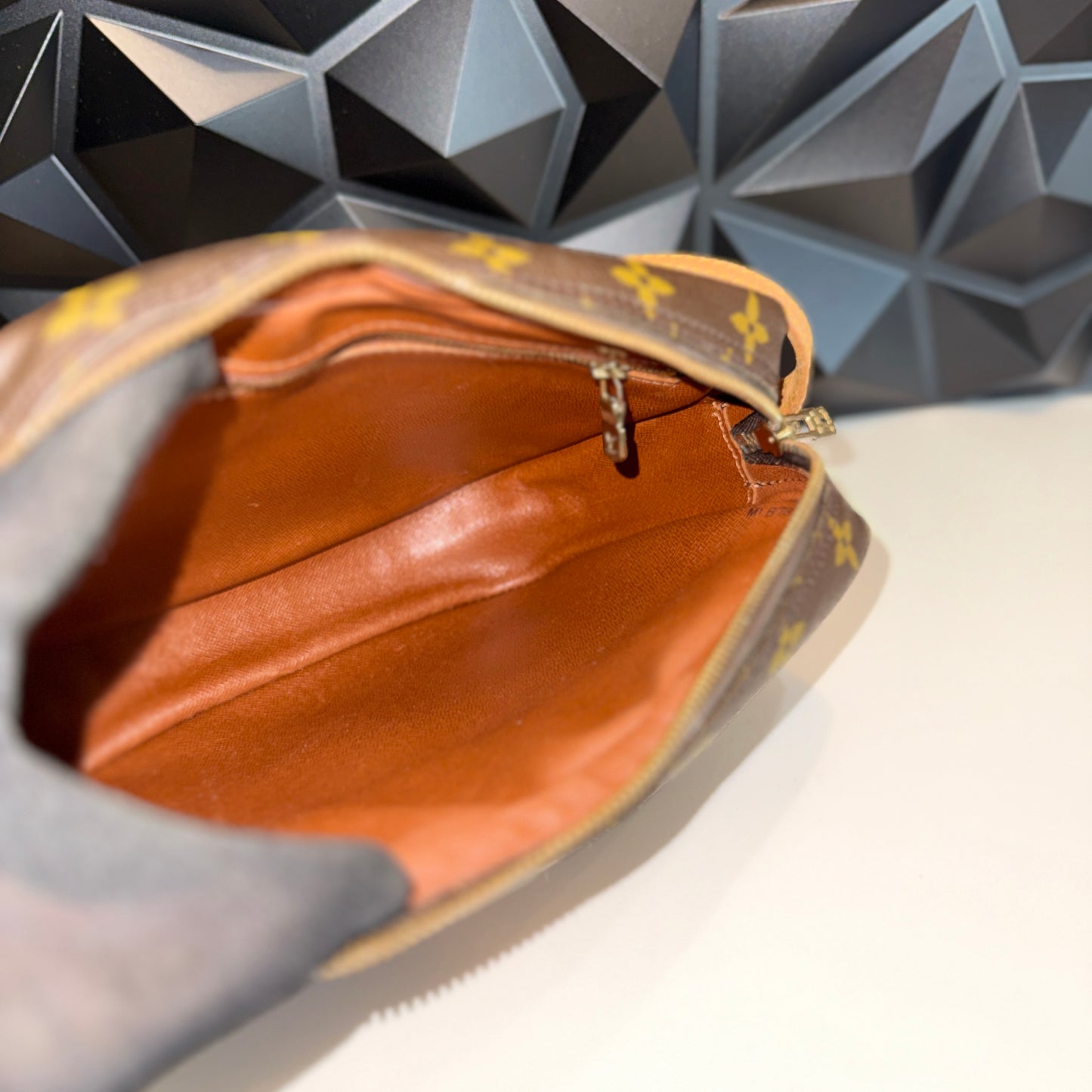 Louis Vuitton Jeune Fille MM MI873