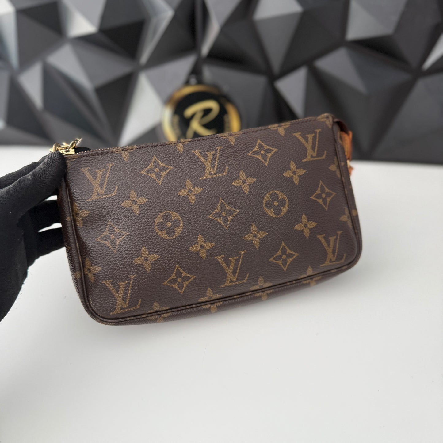 Louis Vuitton Pochette Accessoires