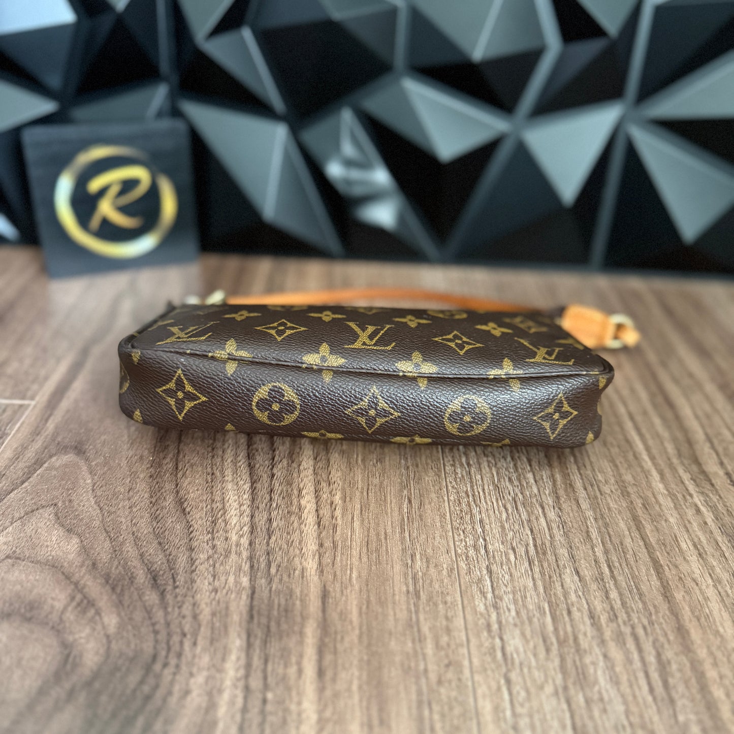 Louis Vuitton Pochette Accessoires