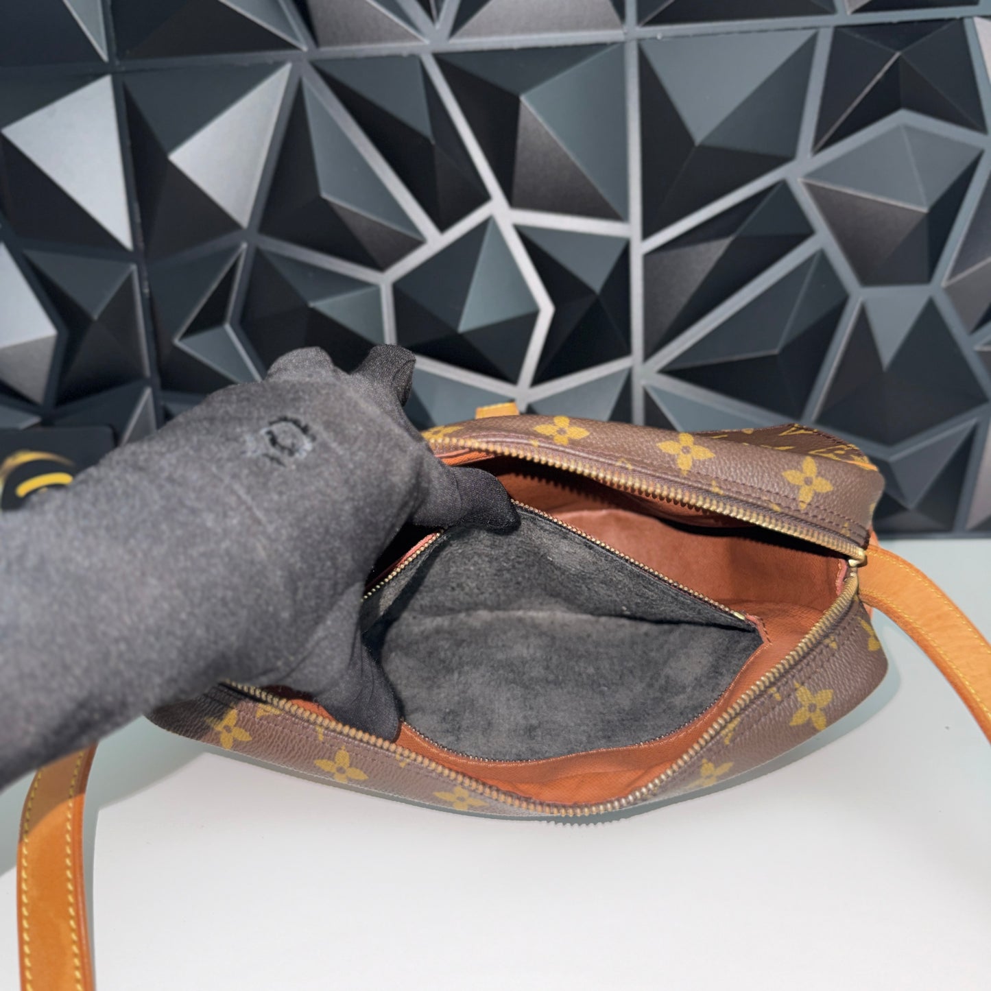 Louis Vuitton Jeune Fille MM