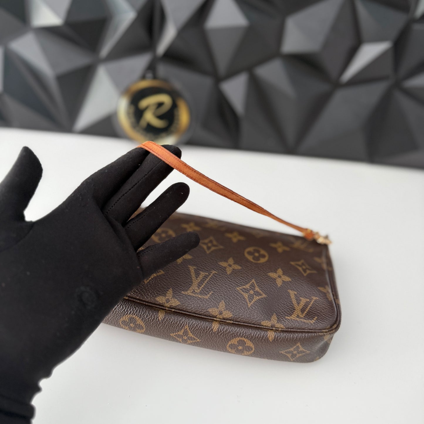 Louis Vuitton Pochette Accessoires