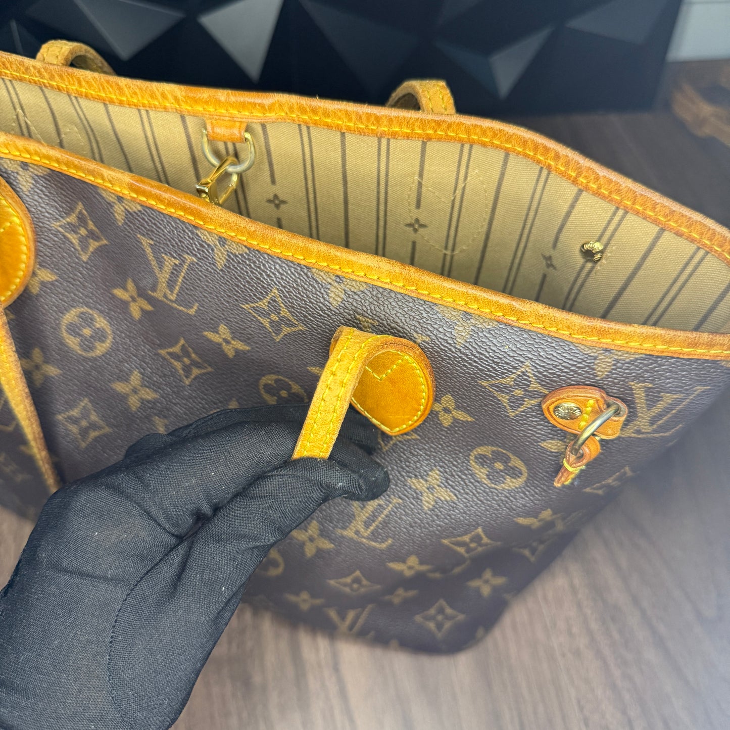 Louis Vuitton Neverfull PM