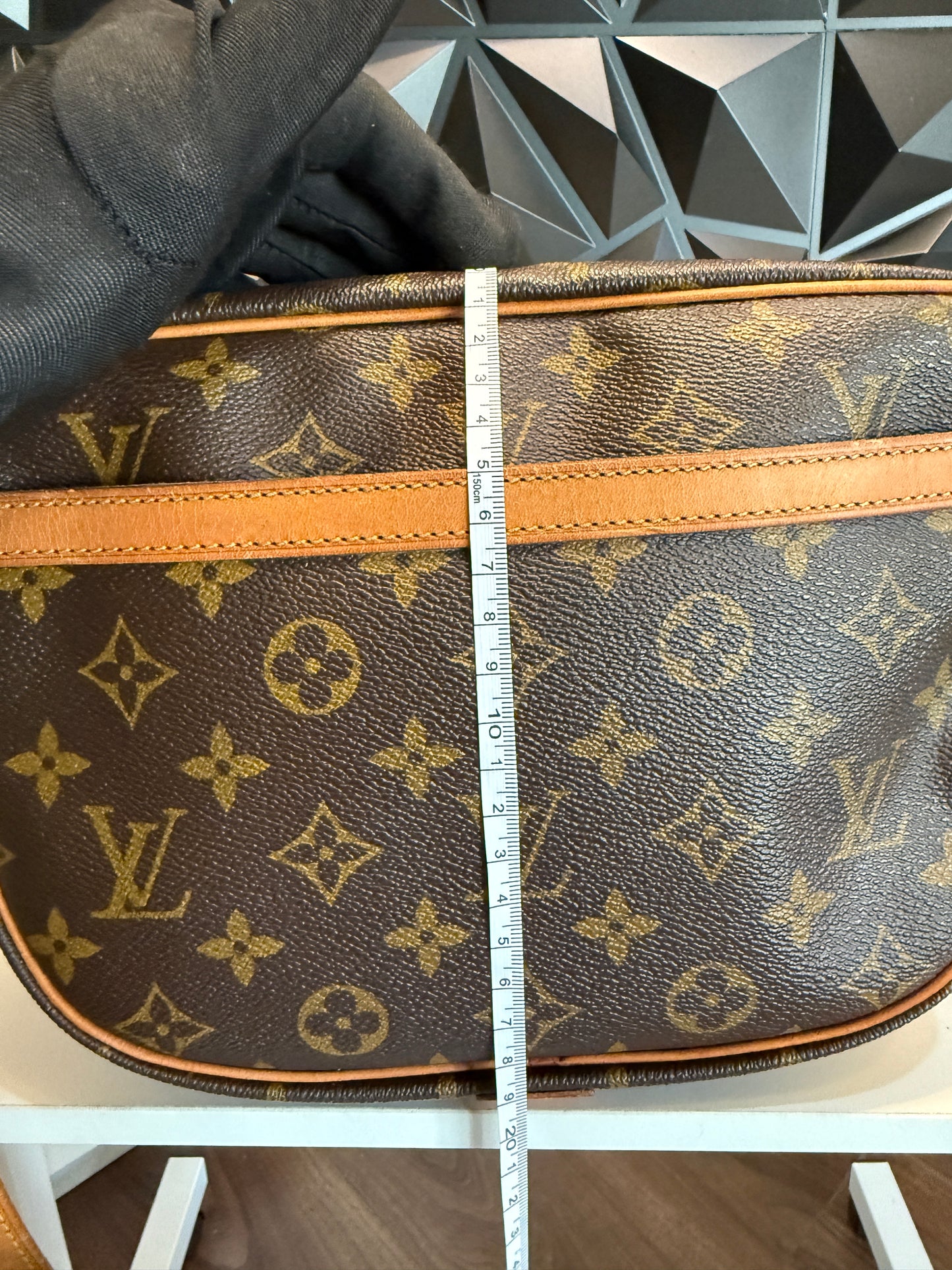 Louis Vuitton Jeune Fille MM MI873