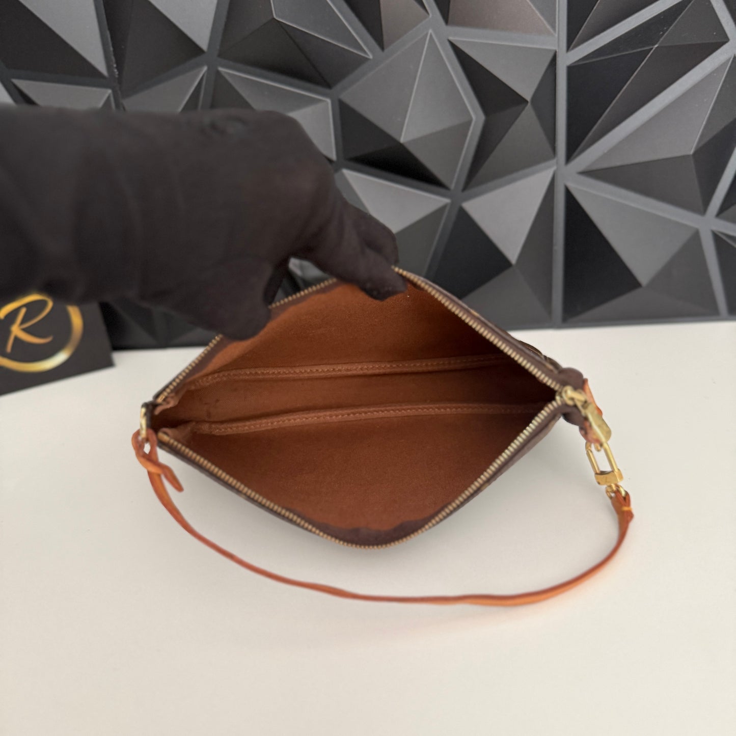 Louis Vuitton Pochette Accessoires